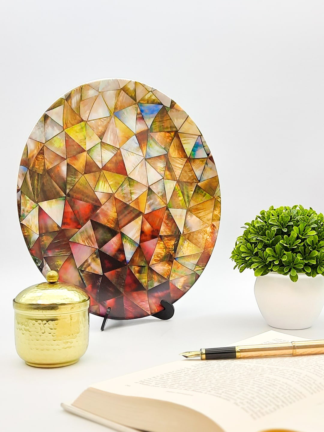 

KOLOROBIA Mother Of Pearls Inspired Geometric Print Wall Plate, Multi