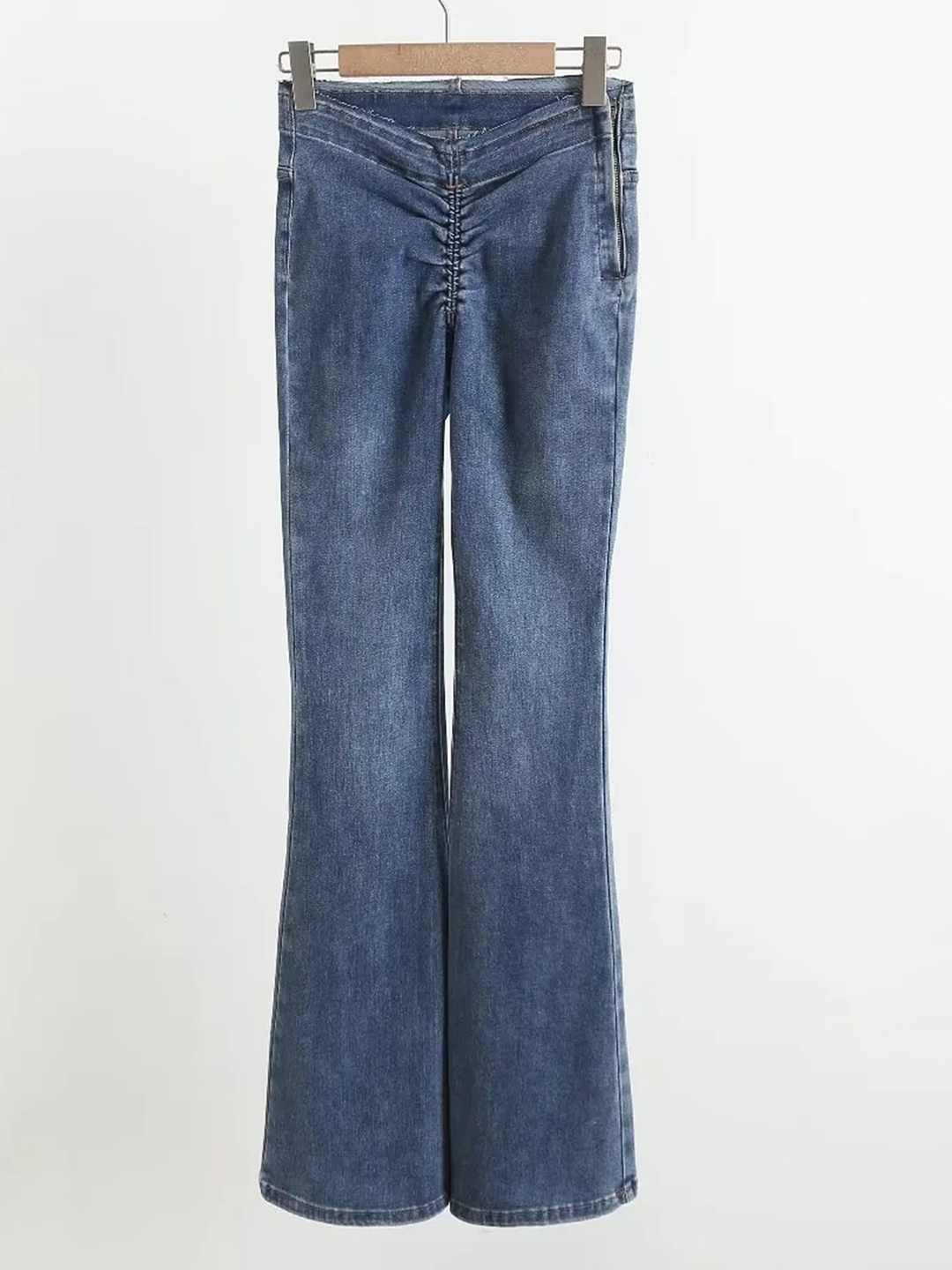 

LULU & SKY Women High-Rise Clean Look Heavy Fade Stretchable Bootcut Jeans, Blue