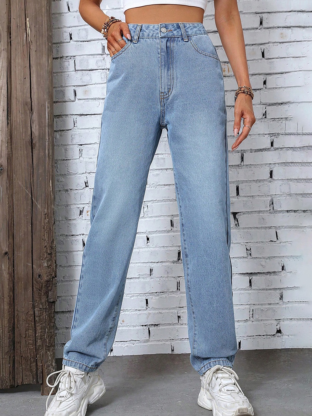 

LULU & SKY Women Straight Fit High-Rise Light Fade Jeans, Blue