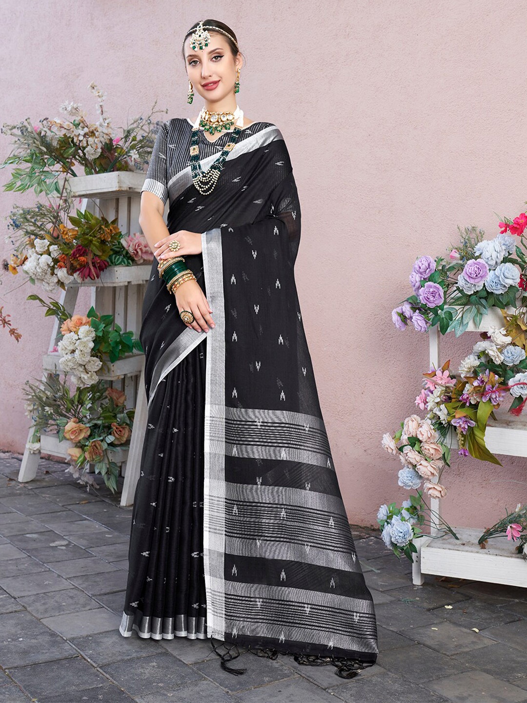 

Anouk Black Ethnic Motifs Woven Design Saree