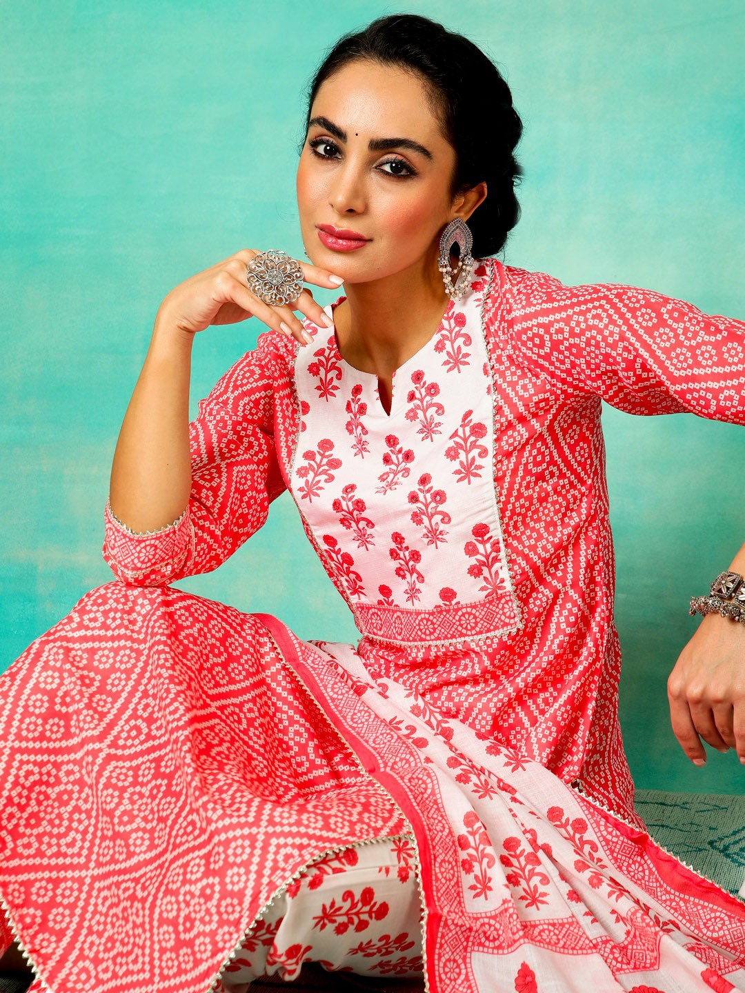 

Anouk Bandhani Printed Regular Kurta With Trousers & Dupatta, Pink