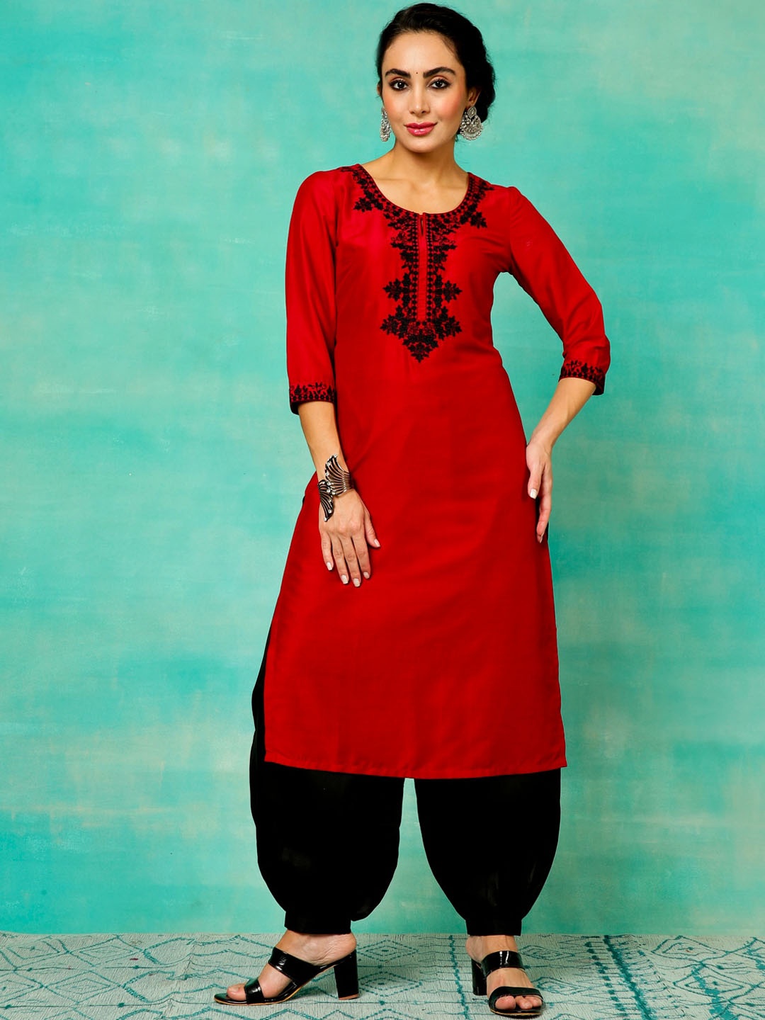 

Anouk Yoke Design Thread Work Straight Silk Kurta, Red