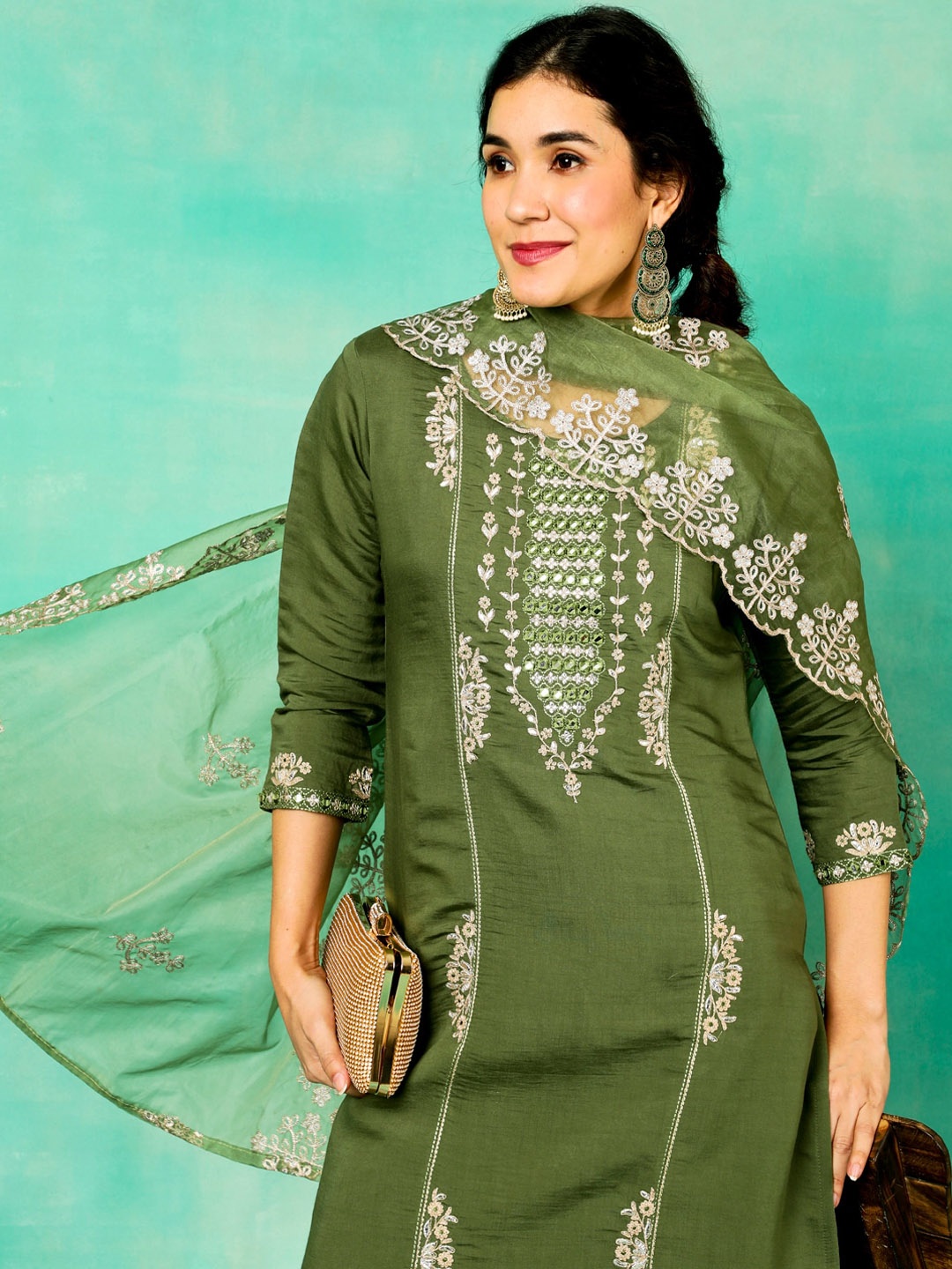 

Anouk Ethnic Motifs Embroidered Chanderi Silk Straight Kurta With Trousers & Dupatta, Green