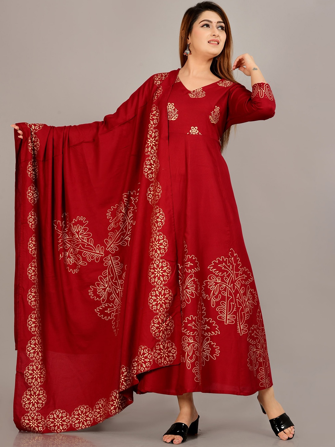

KALINI Floral Printed Anarkali Kurta With Dupatta, Maroon