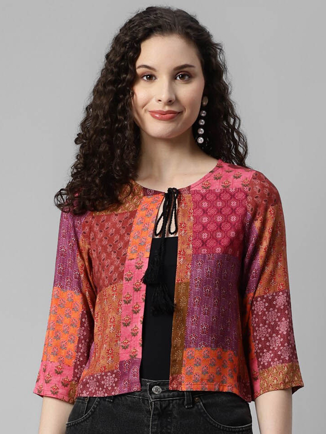 

DEEBACO Women Pink & Purple Printed Crop Shrug