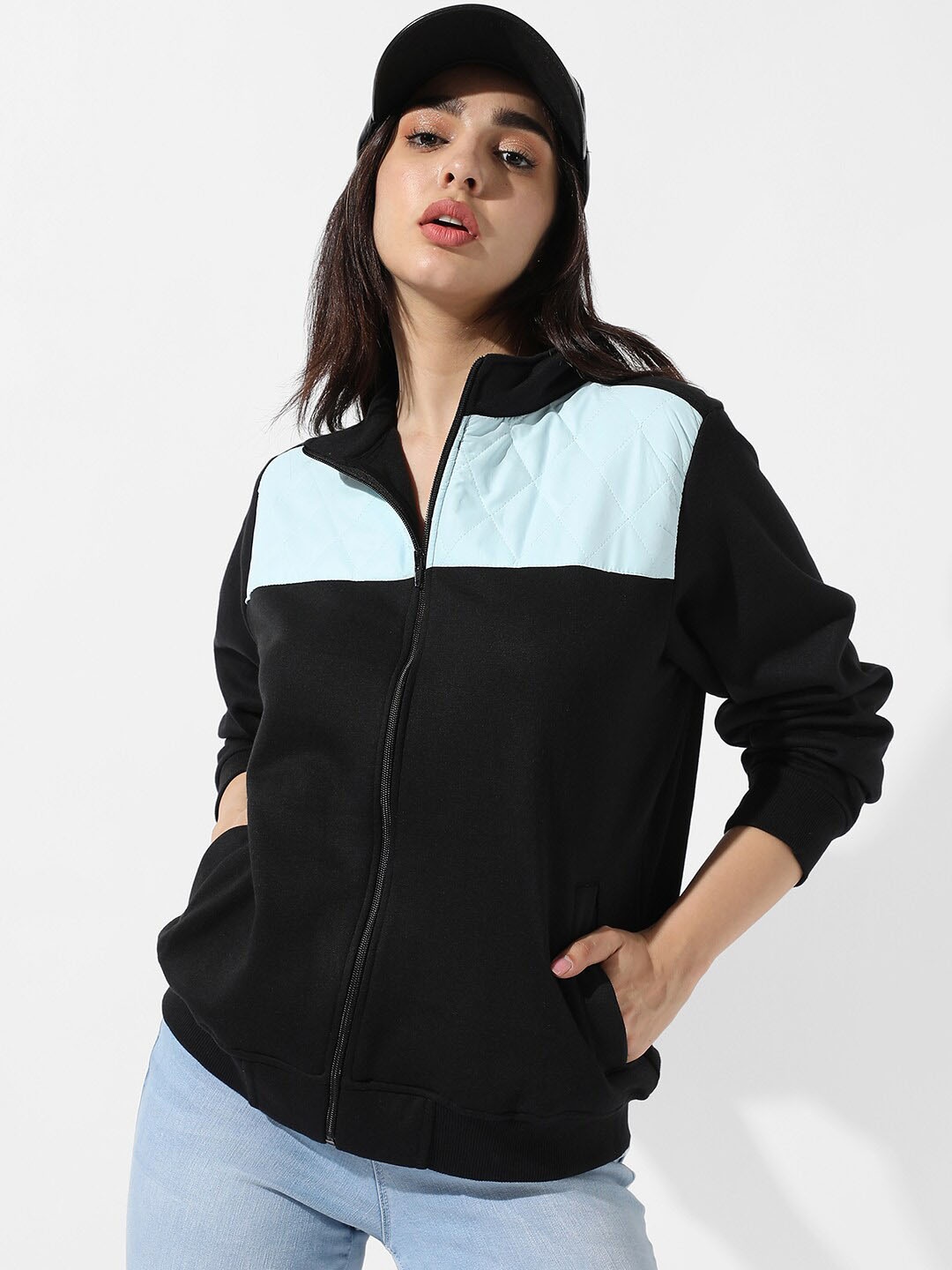 

Campus Sutra Colourblocked Fleece Windcheater Outdoor Sporty Jacket, Black