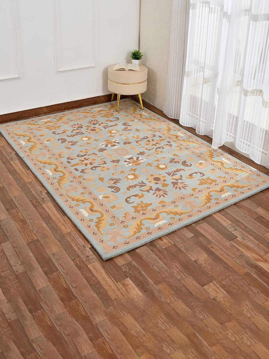 

PRESTO Blue & Beige Traditional Hand Tufted Woolen Carpet