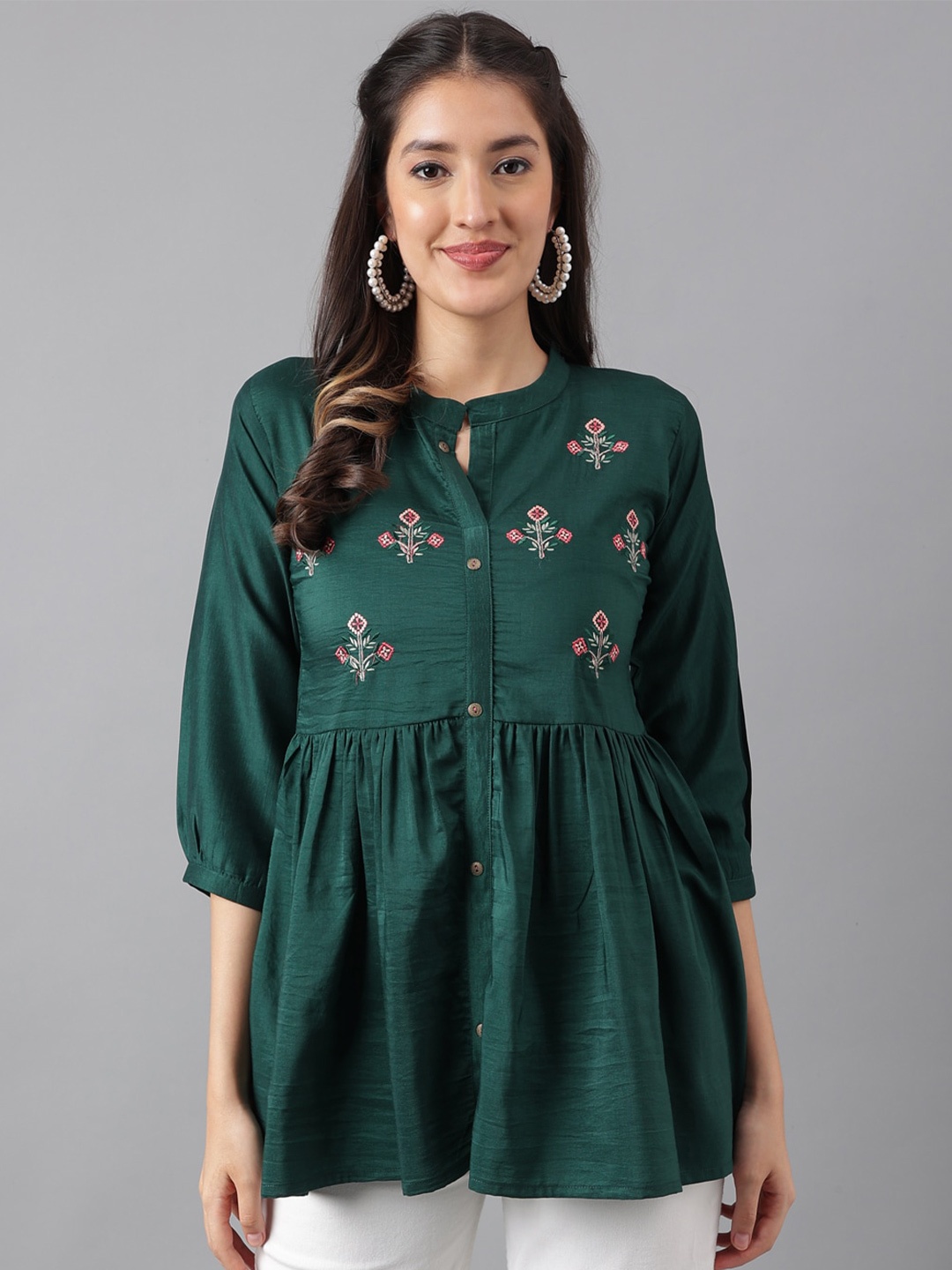 

KALINI Green Floral Embellished Keyhole Neck Top