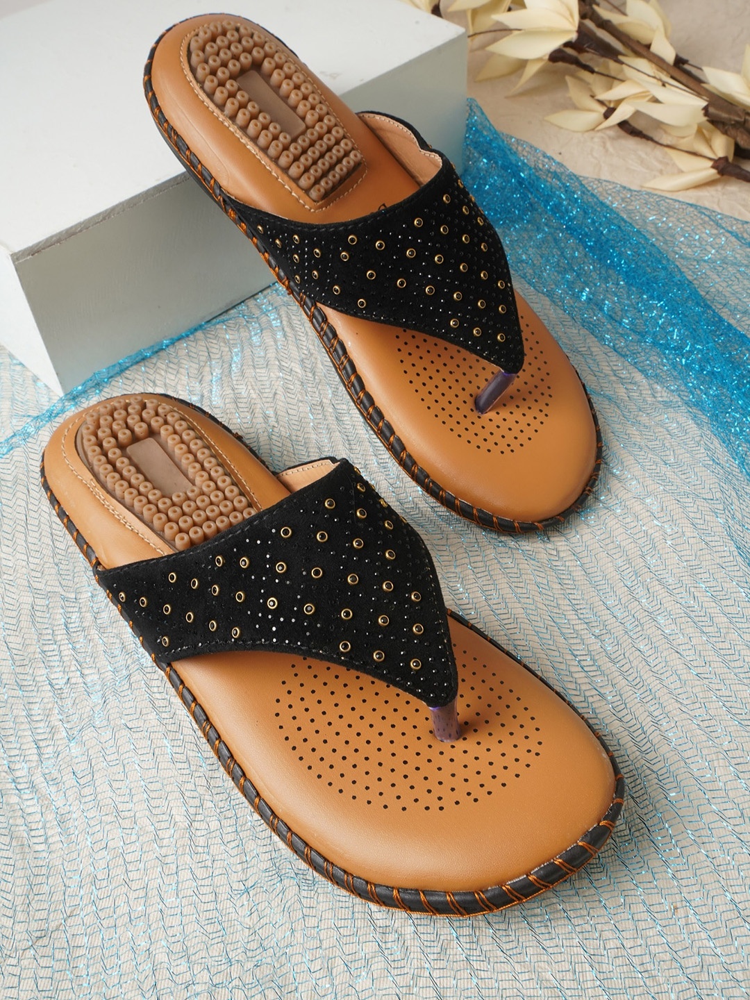 

Try Me Embellished Ethnic Open Toe Flats, Black