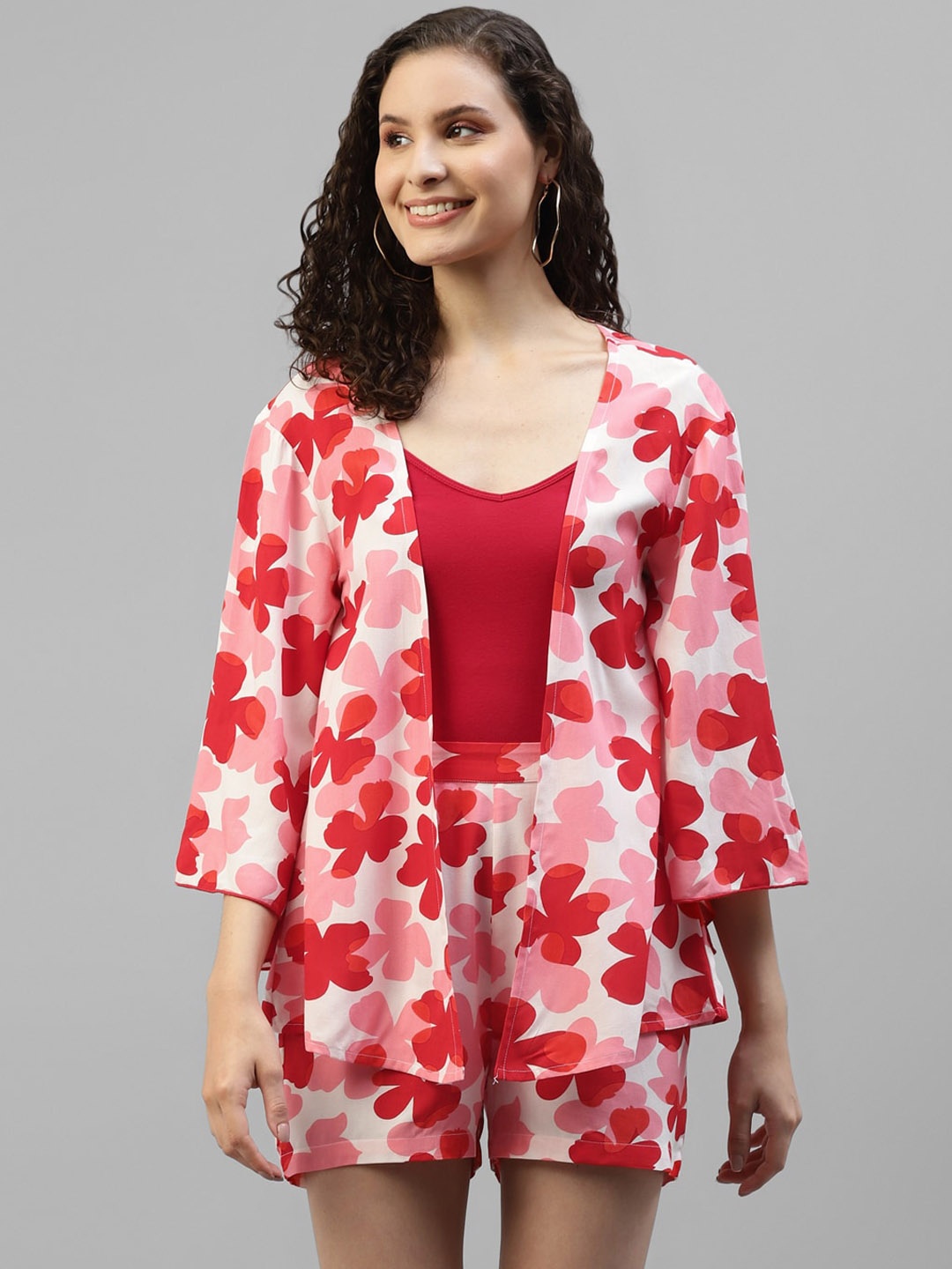 

DEEBACO Floral Printed Scoop Neck Shrug With Shorts, Red