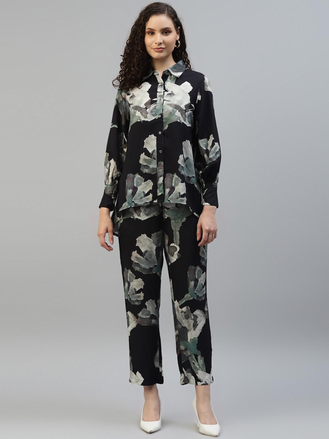 

DEEBACO Floral Printed Shirt With Trousers, Black