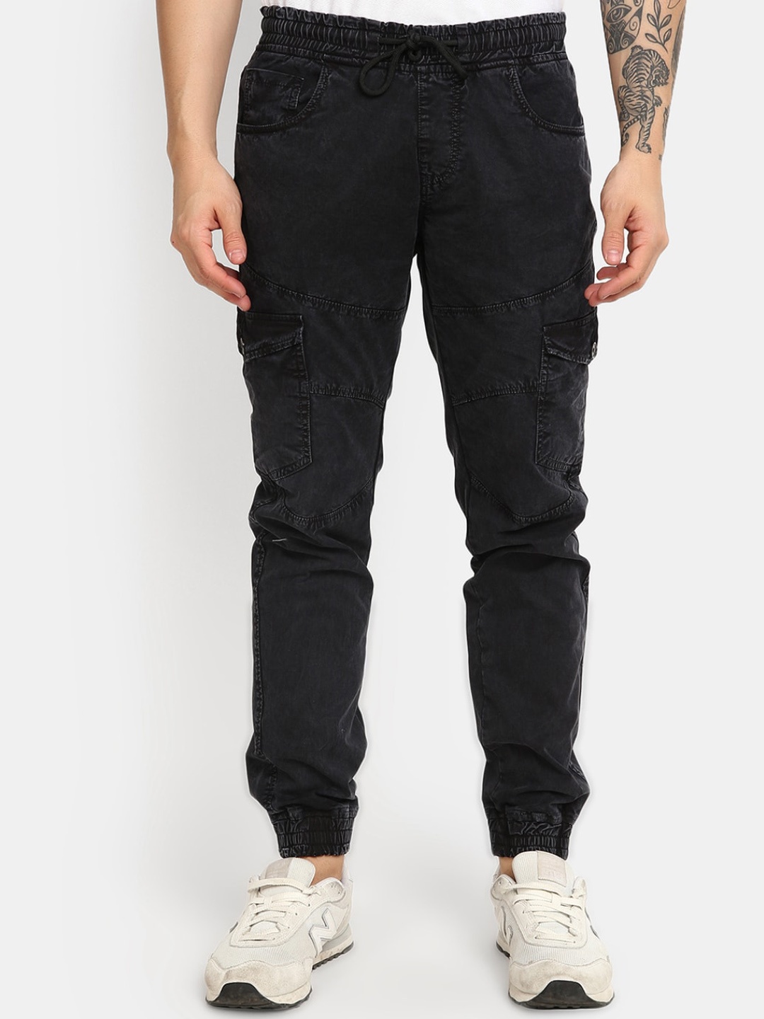 

V-Mart Men Mid-Rise Cotton Jeans, Black