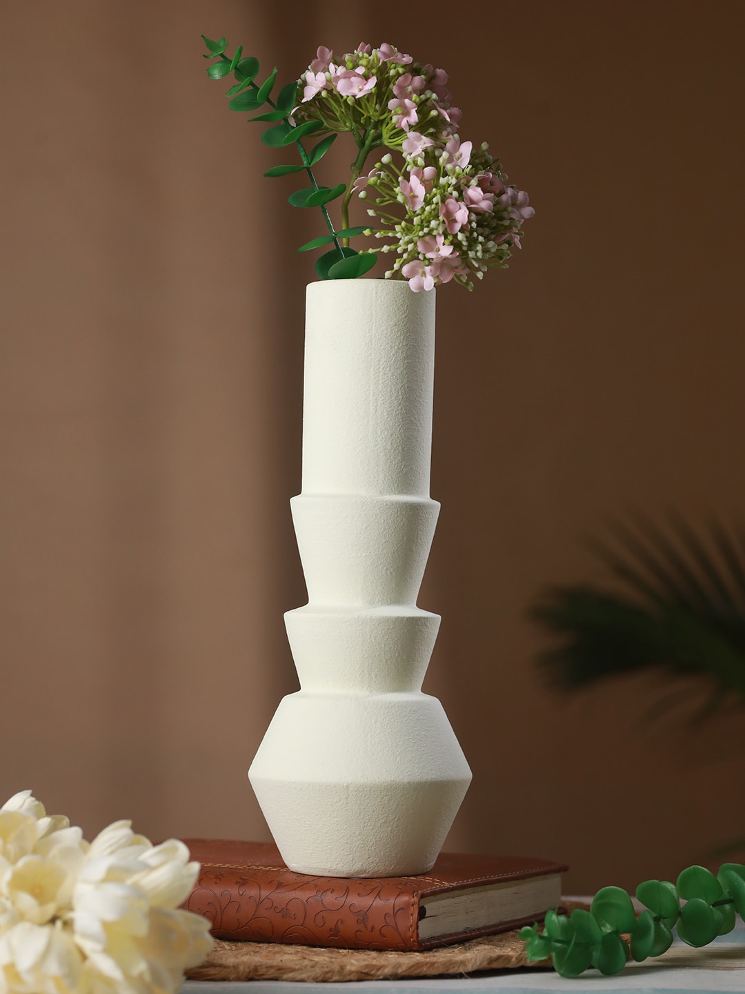

TIED RIBBONS White Decorative Ceramic Flower Vase