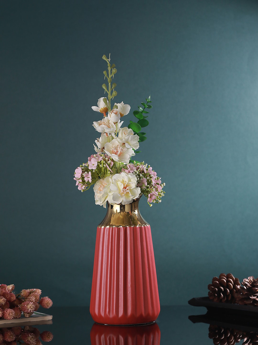 

TIED RIBBONS Red Textured Ceramic Vase