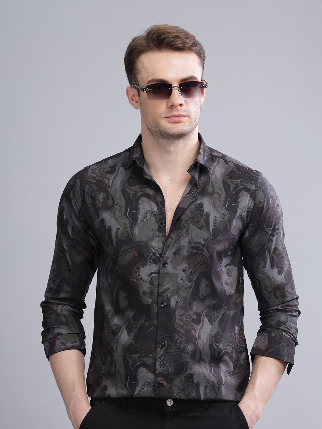 

PAUL STREET Men Black Standard Slim Fit Floral Opaque Printed Party Shirt