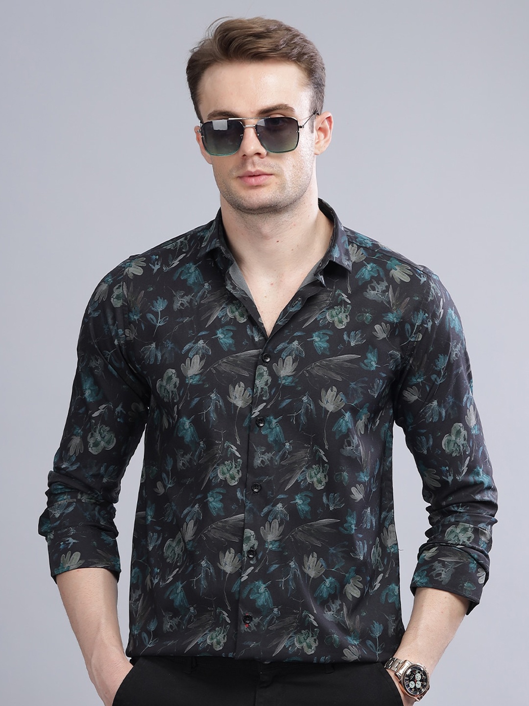 

PAUL STREET Men Black Standard Slim Fit Floral Opaque Printed Party Shirt