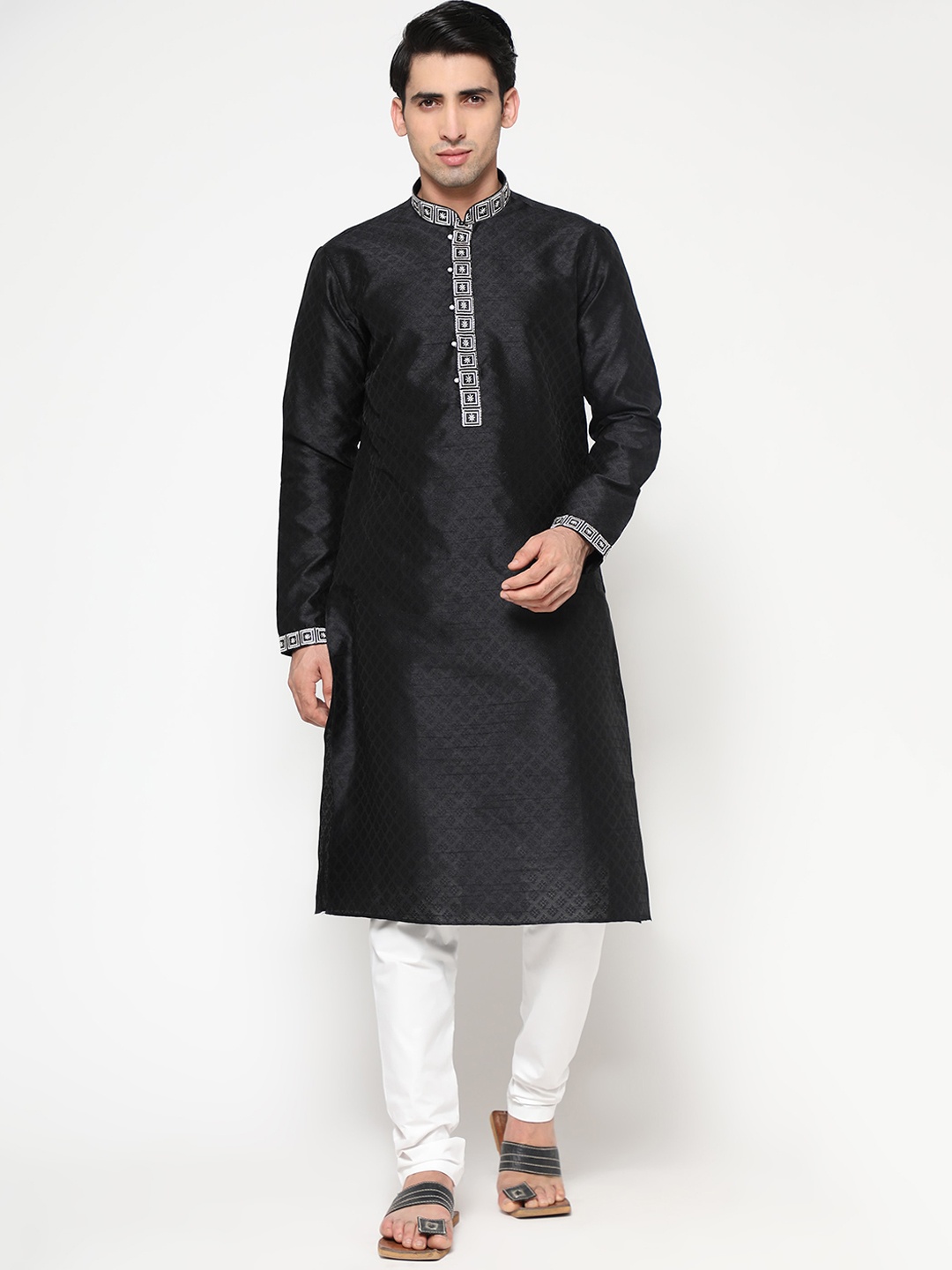 

ZARIMO Floral Woven Design Mandarin Collar Jacquard Cotton Silk Kurta, Black