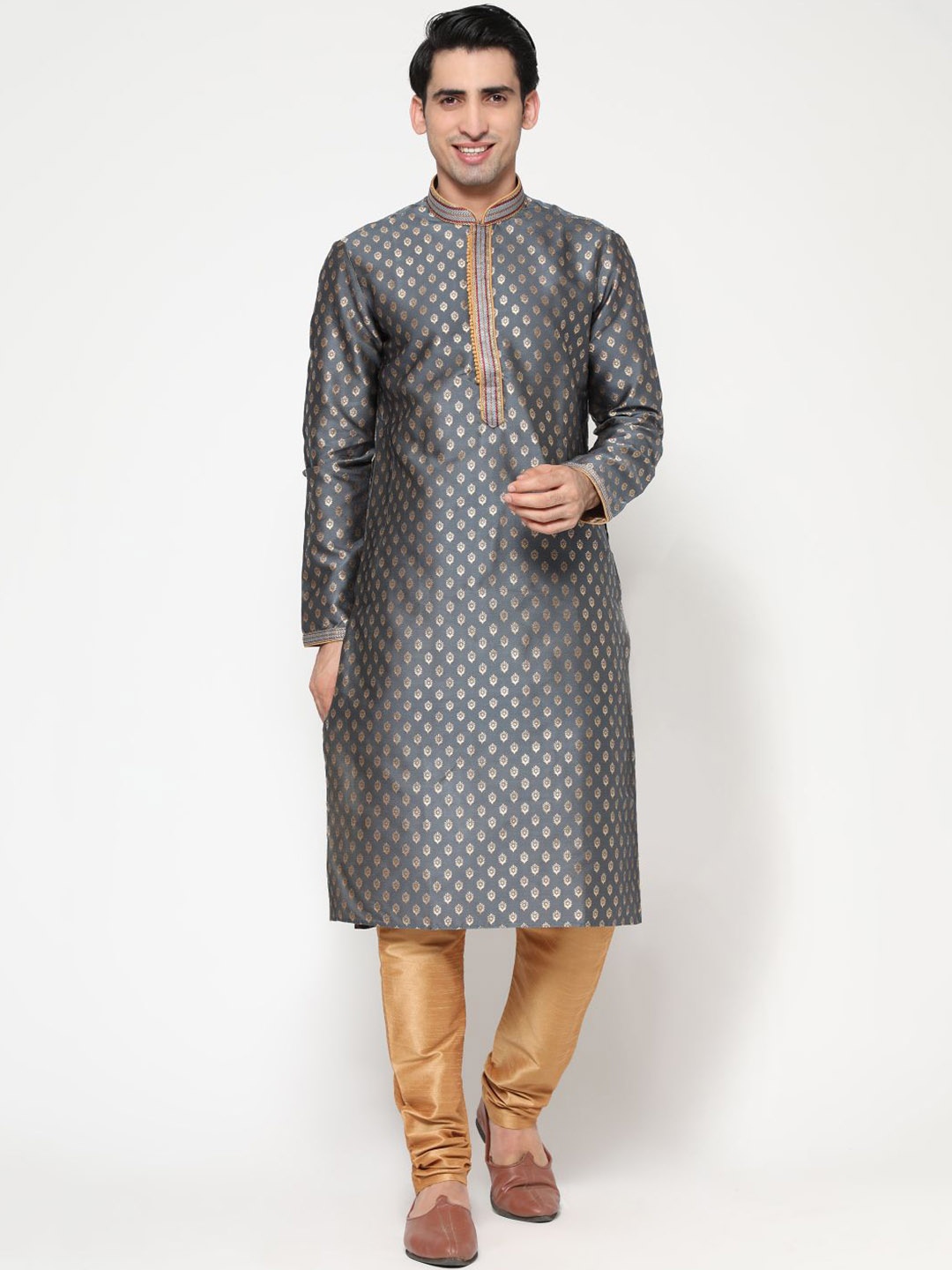 

ZARIMO Ethnic Motifs Woven Design Mandarin Collar Jacquard Cotton Silk Kurta, Grey