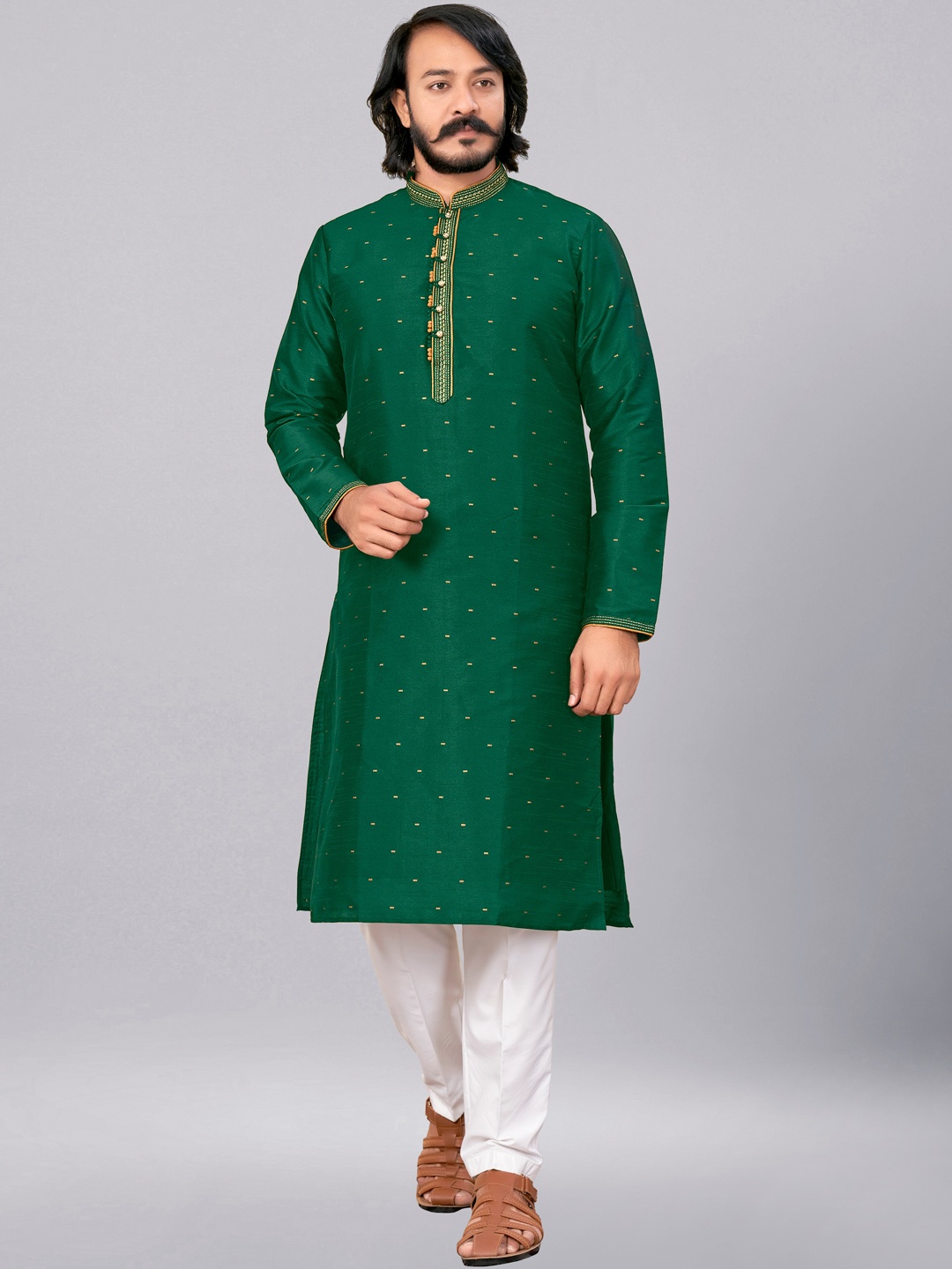 

ZARIMO Embellished Woven Design Mandarin Collar Thread Work Cotton Kurta, Green