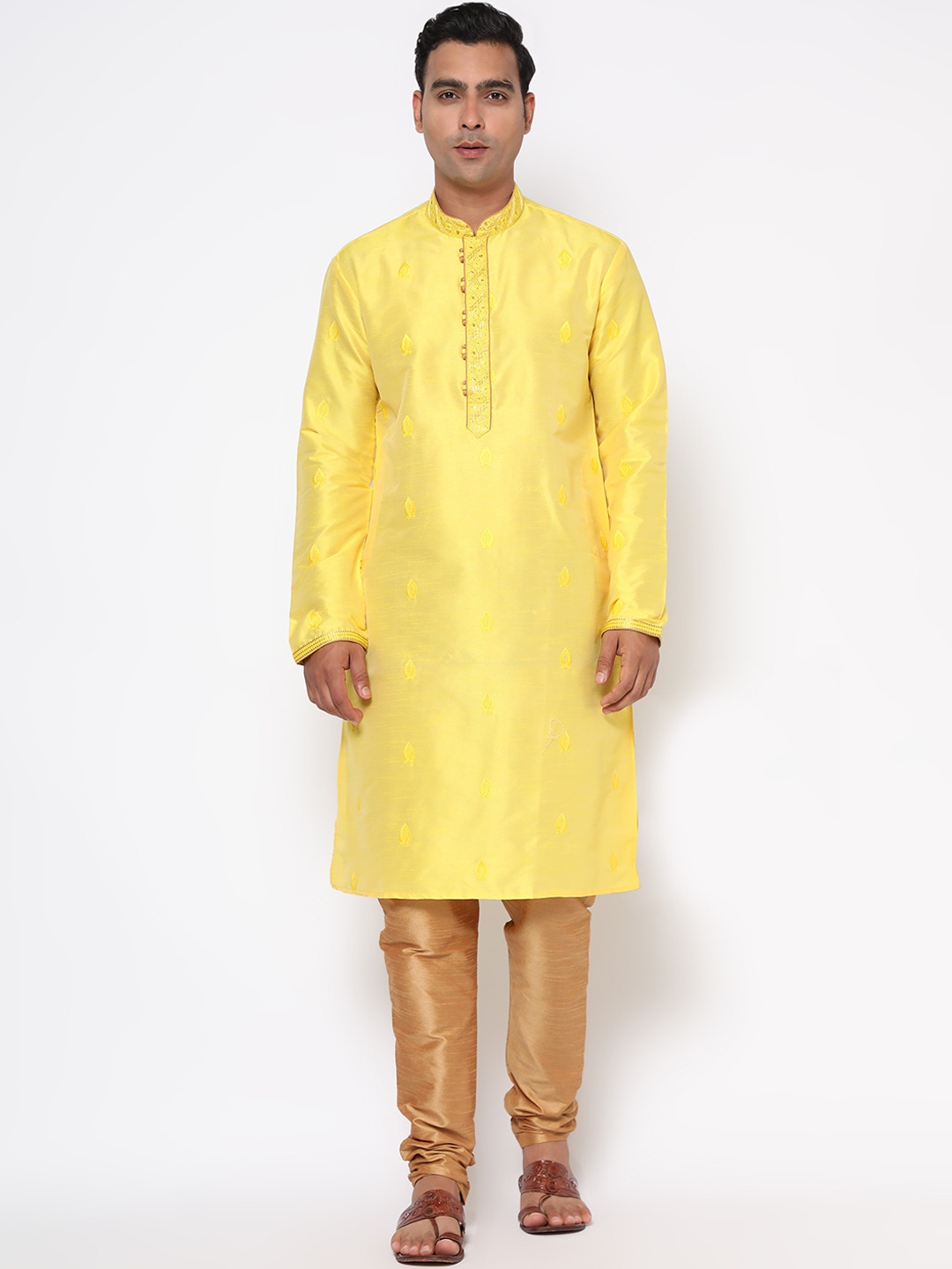 

ZARIMO Mandarin Collar Jacquard Kurta, Yellow