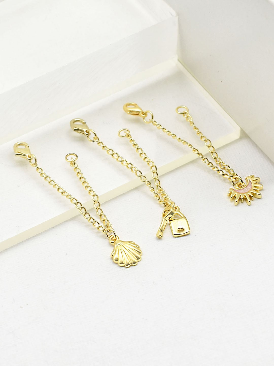 

JOKER & WITCH Women Set Of 3 Watch Charms, Gold