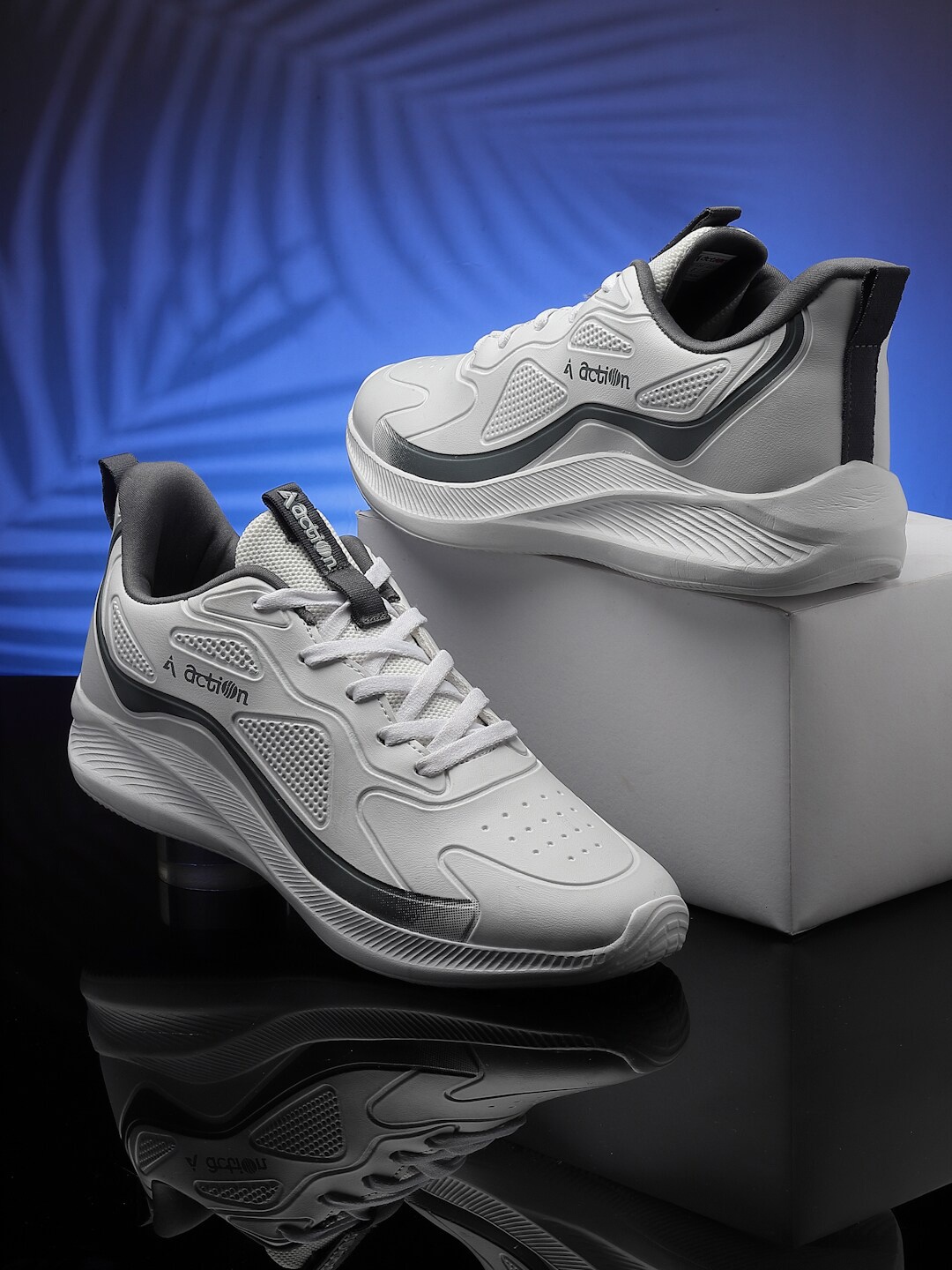 

Action Men Mesh Running Shoes, White