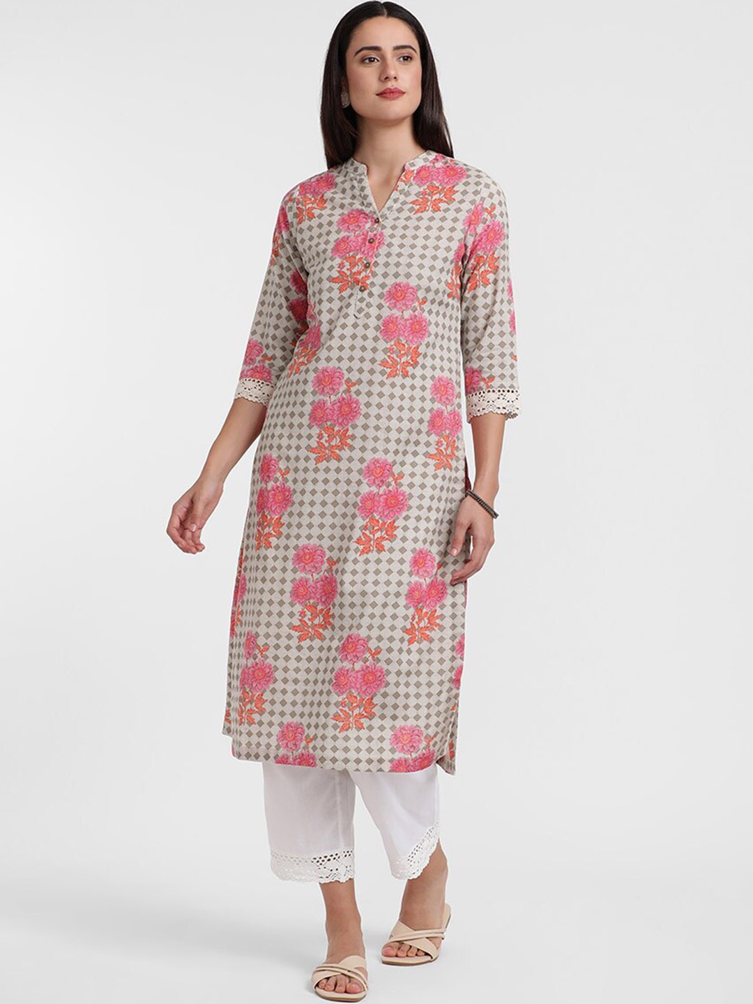 

Styli Off White & Pink Floral Printed Mandarin Collar Cotton A-Line Kurta