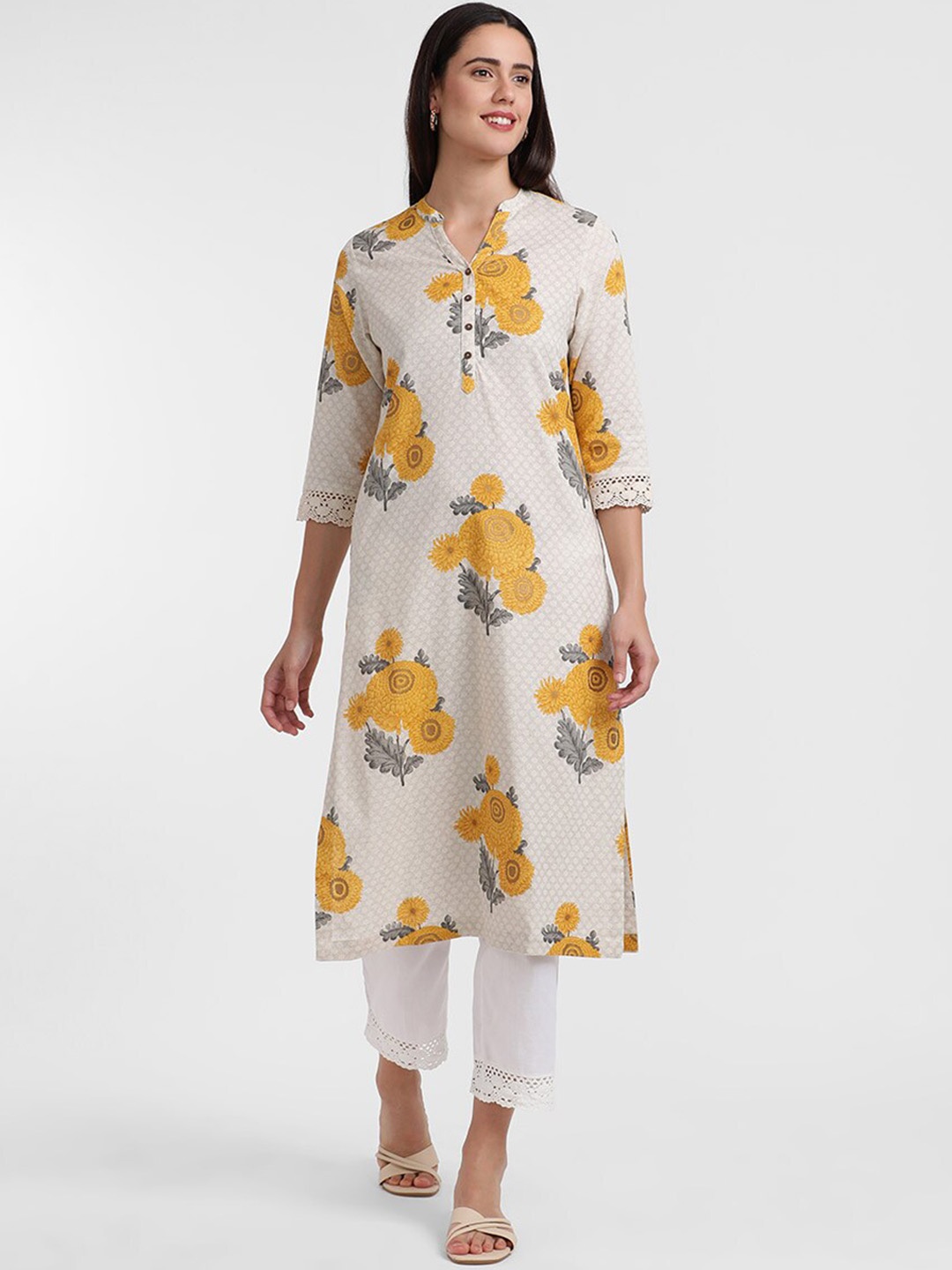 

Styli Off White Floral Printed Mandarin Collar Cotton Straight Kurta