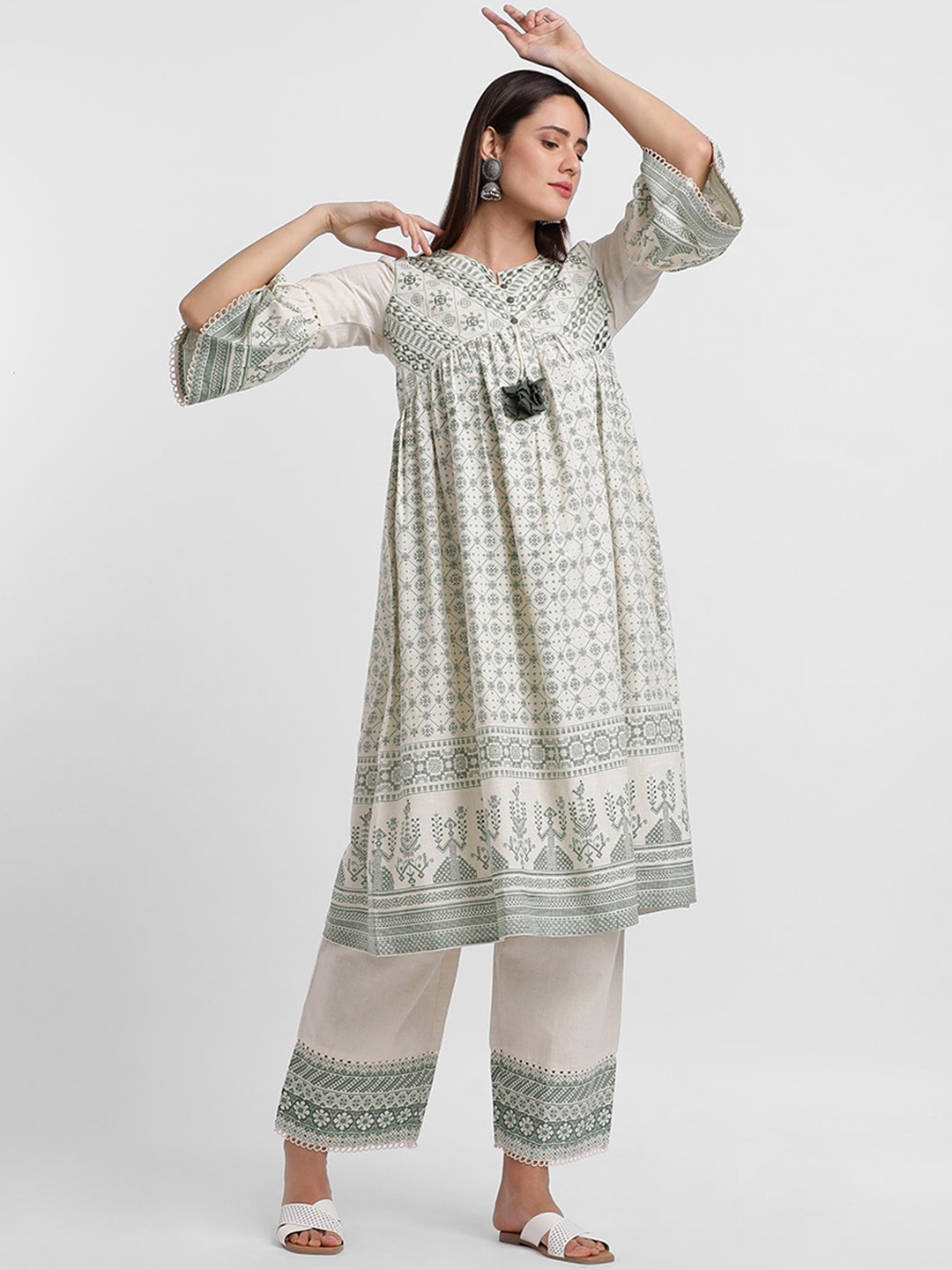 

Styli Ethnic Motifs Printed Bell Sleeves Thread Work Pure Cotton Kurta, Off white