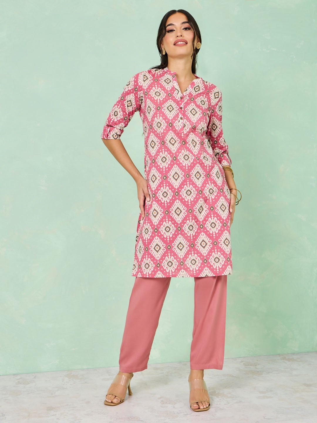 

Styli Ethnic Motifs Printed Mandarin Collar Ikat Pure Cotton Kurta, Pink