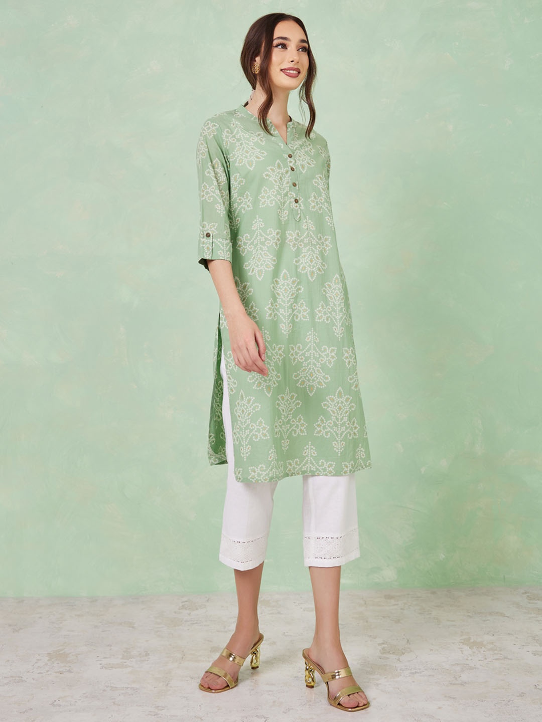 

Styli Floral Printed Mandarin Collar Pure Cotton Kurta, Green