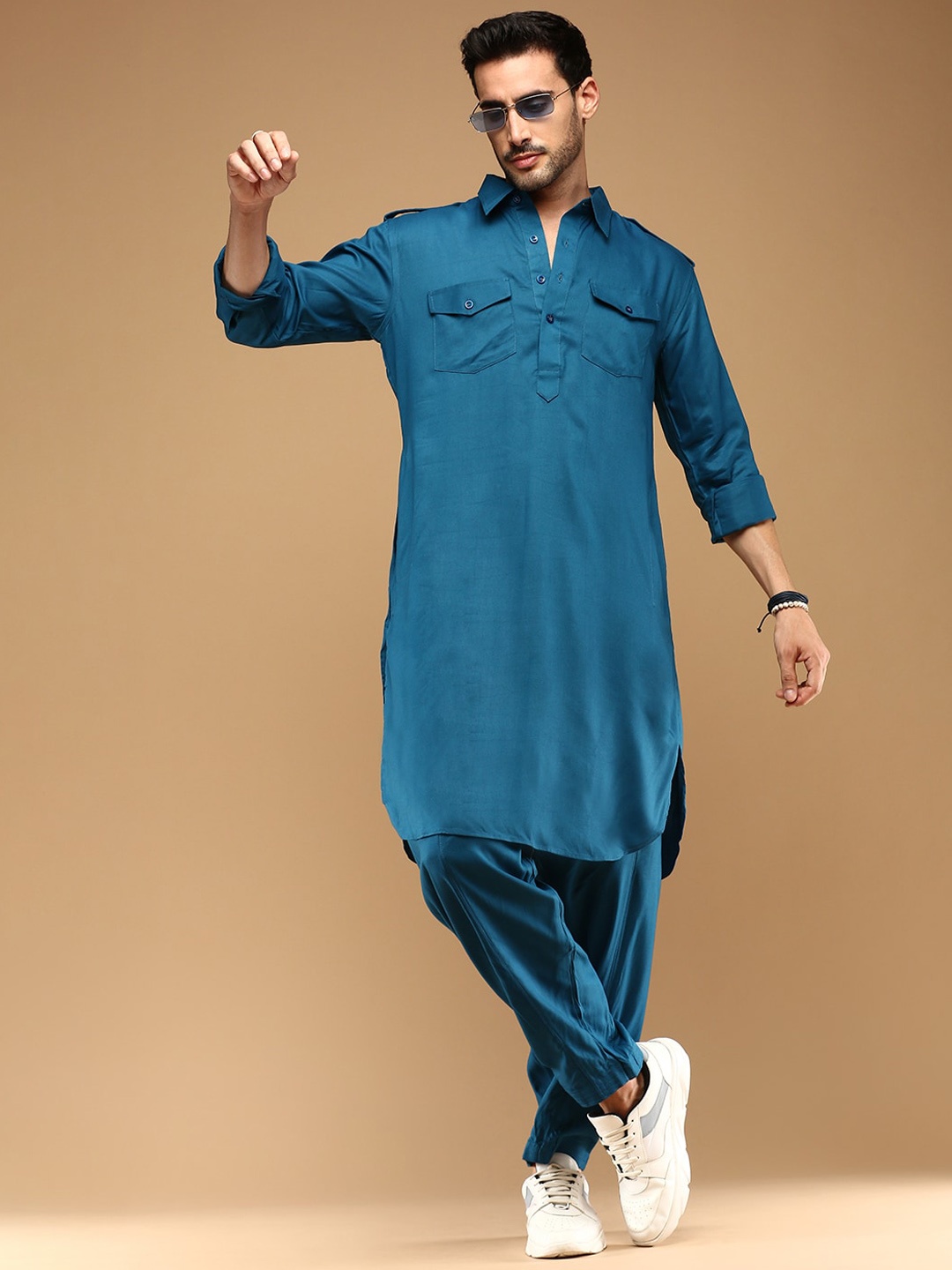 

Sangria Cotton Pathani Kurta With Salwar Set, Blue