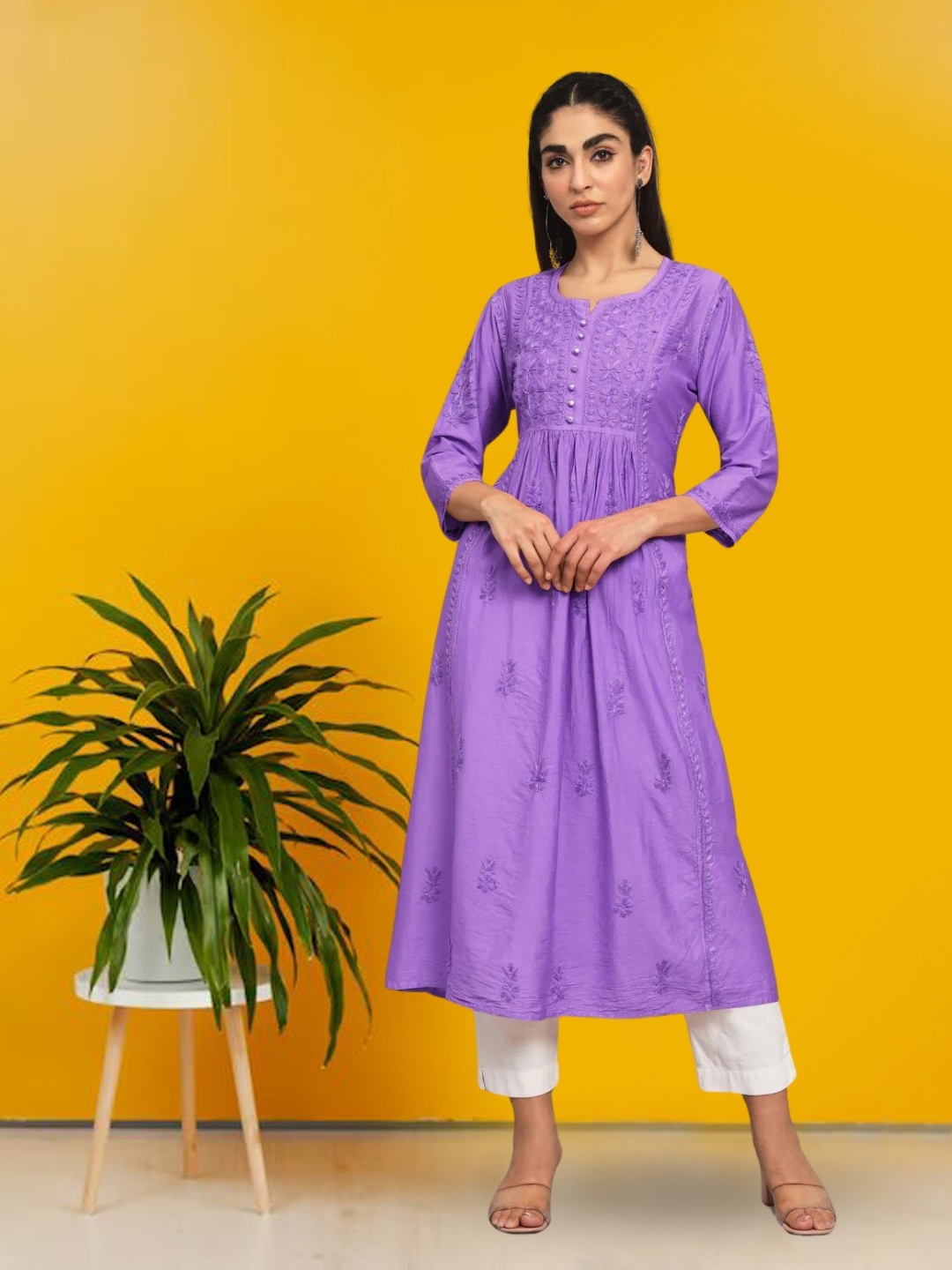 

PARAMOUNT CHIKAN Women Embroidered Lucknowi Chikankari Chanderi Lavender Kurta