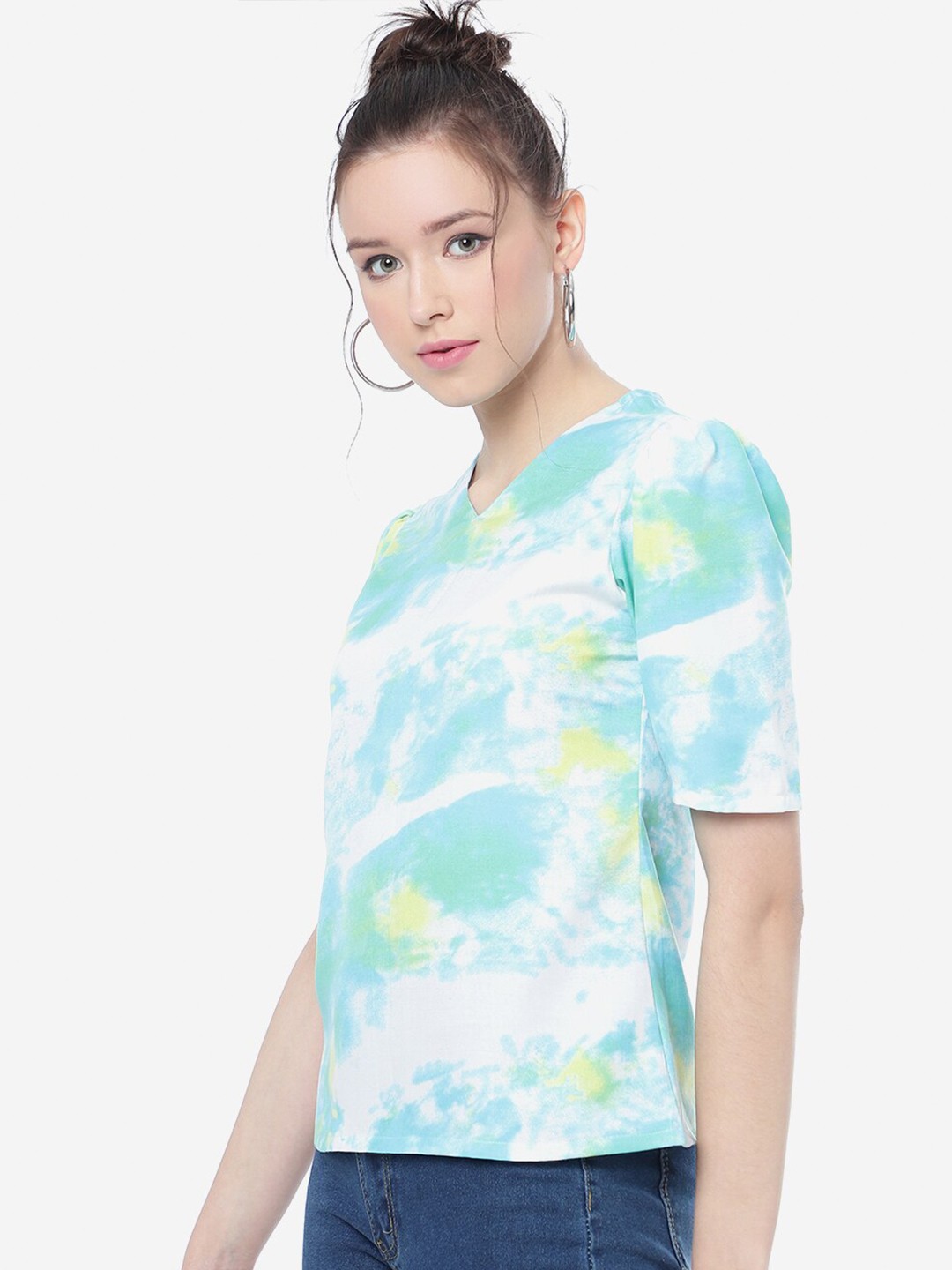 

DressBerry Blue Tie and Dye Printed V-Neck Puff Sleeves Top