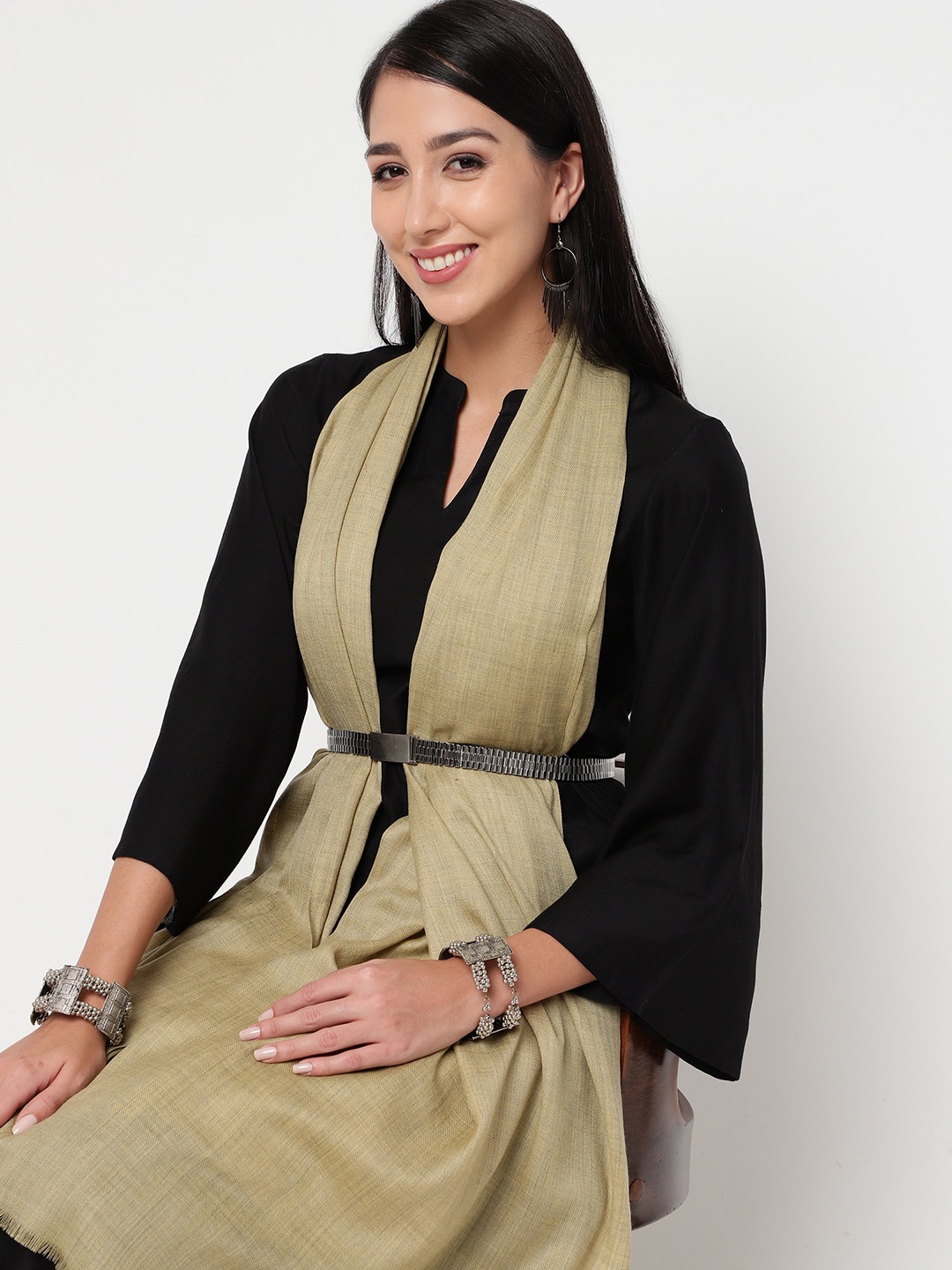 

La Vastraa Woollen Shawl, Beige