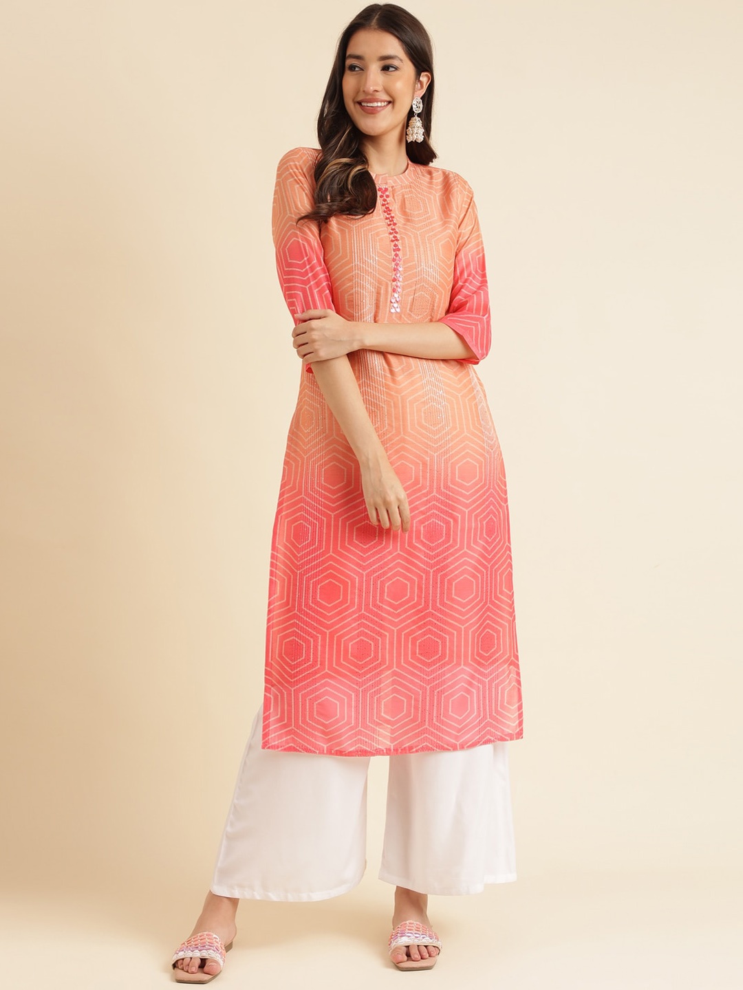 

Sangria Geometric Printed Sequinned Straight Kurta, Peach
