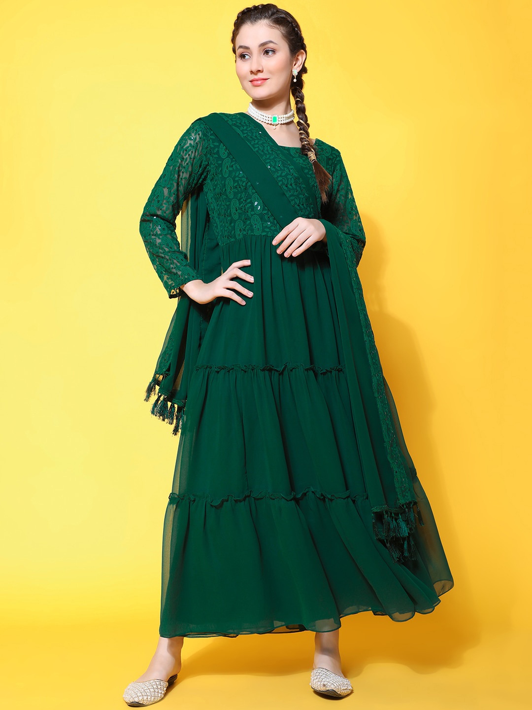 

BLACK SCISSOR Ethnic Motifs Chikankari Embroidered Tiered Maxi Ethnic Dresses With Dupatta, Green