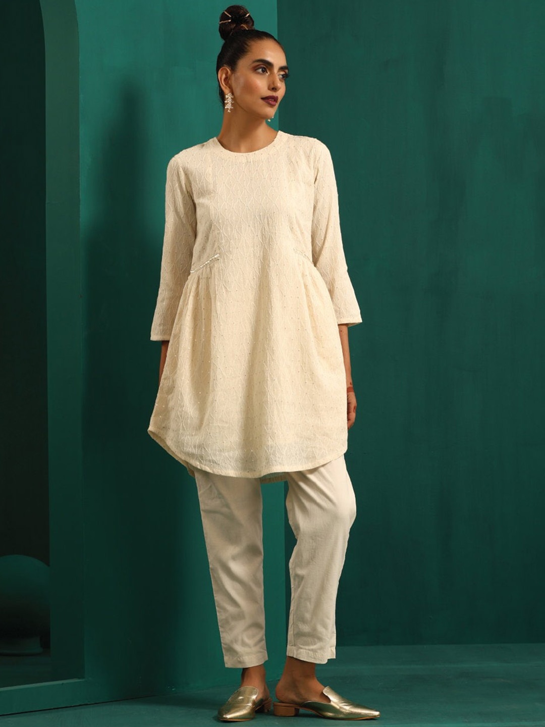 

trueBrowns Embroidered Pure Cotton Tunic With Trouser Co-Ords, Off white
