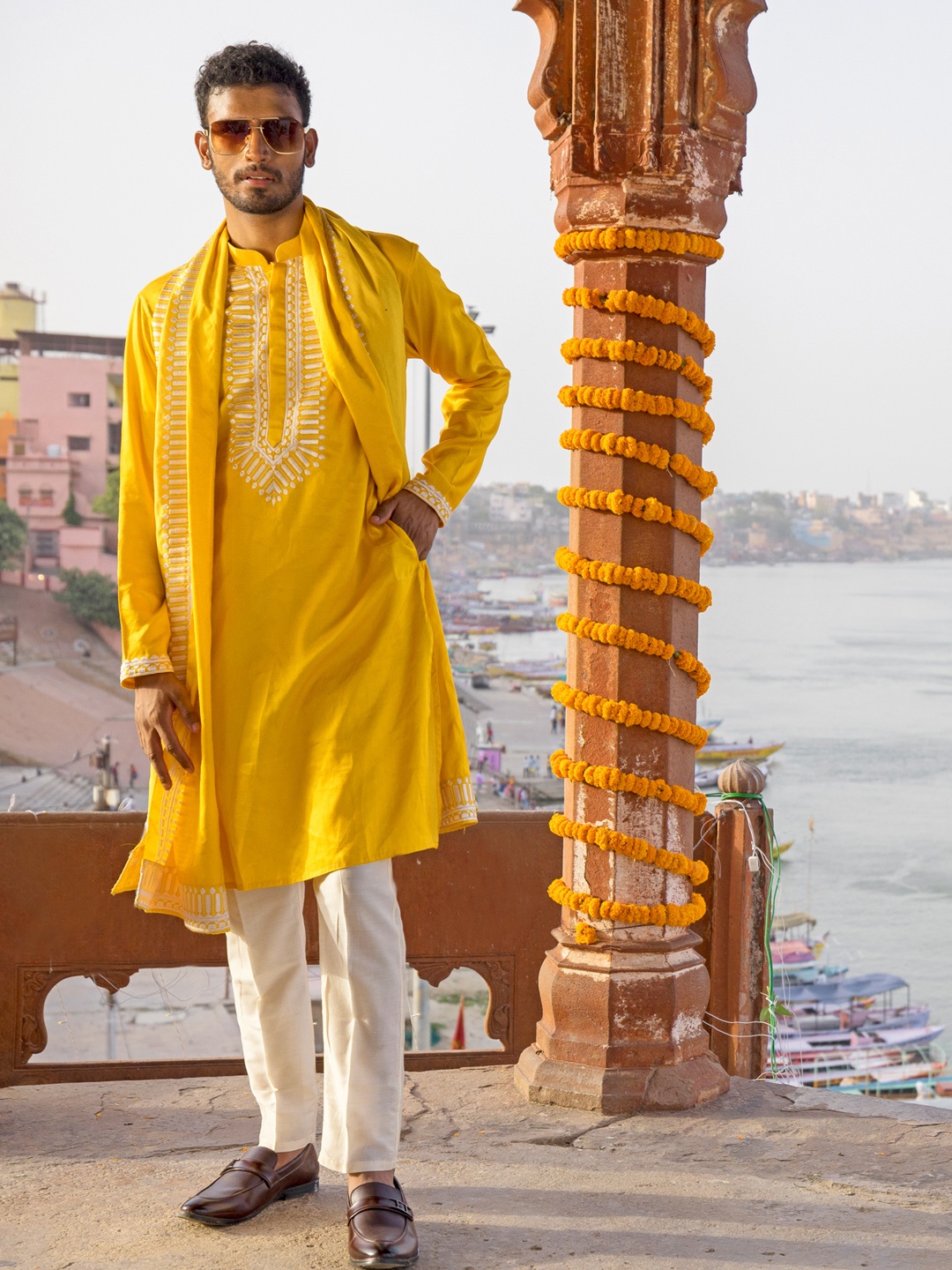 

VASTRAMAY Floral Yoke Design Regular Thread Work Kurta With Trousers & Dupatta, Yellow