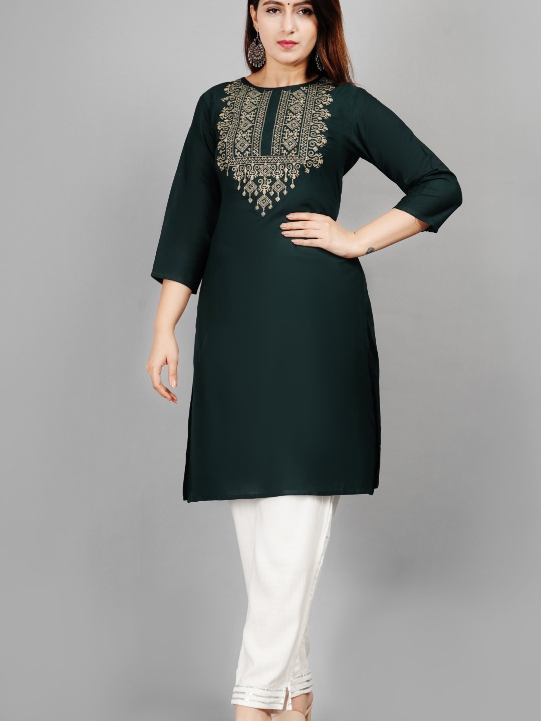 

SIPET Ethnic Motifs Yoke Design Regular Thread Work Kurta with Trousers, Green