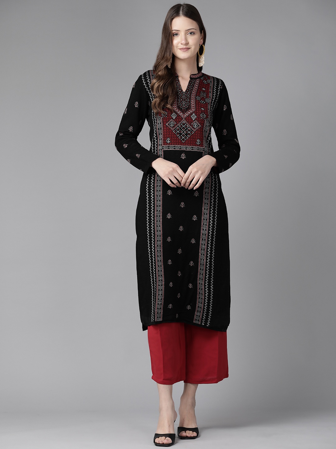 

Cayman Ethnic Motifs Printed Panelled Woollen Kurta, Black