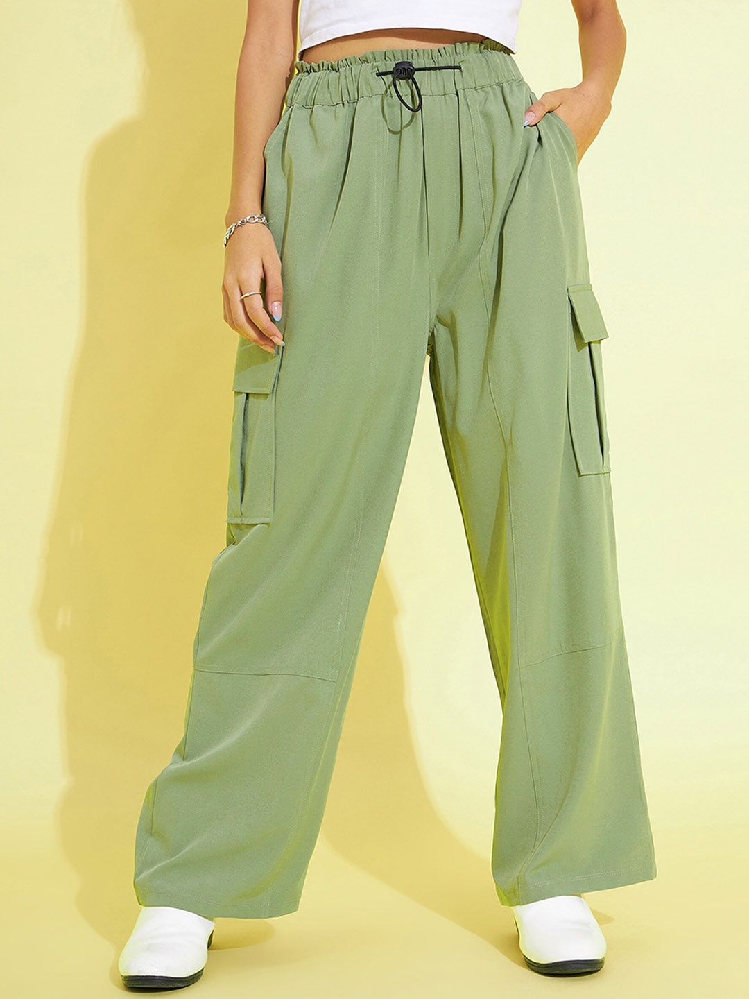 

Noh.Voh - SASSAFRAS Girls Loose Fit Cargo Parachute Trousers, Olive