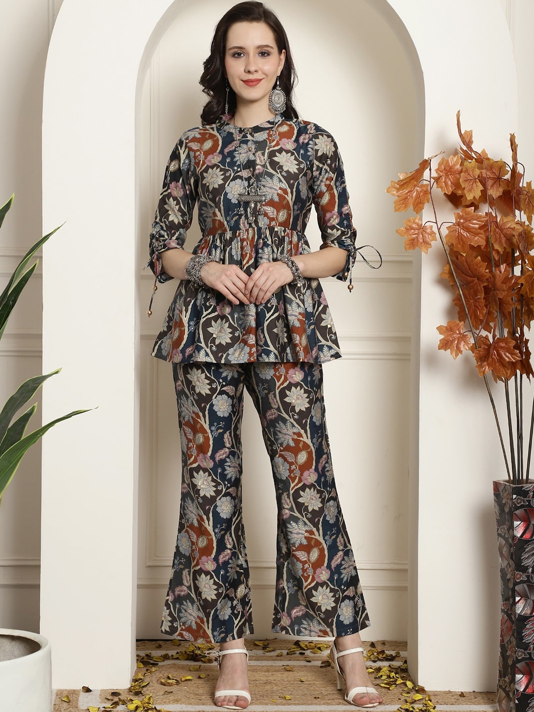 

Claura Floral Printed Tunic With Palazzos Co-Ords, Grey