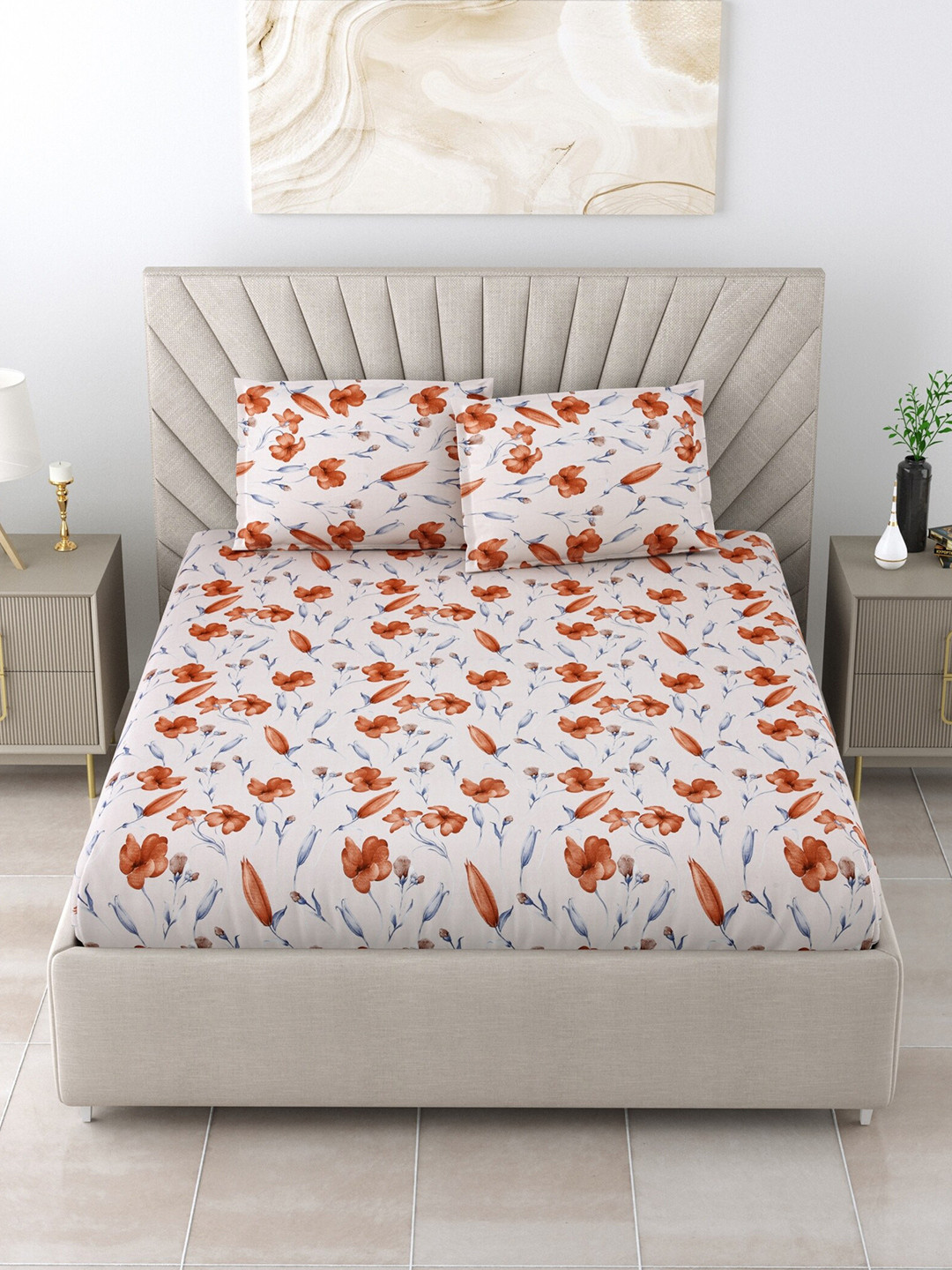 

Salona Bichona Orange & White Floral Cotton 120 TC King Bedsheet With 2 Pillow Covers