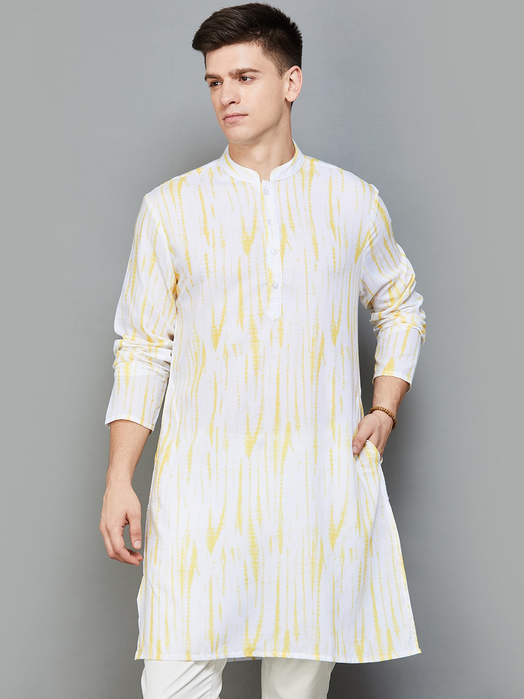 

Melange by Lifestyle Mandarin Collar Straight Kurta, Yellow