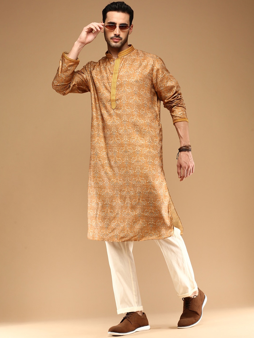 

Sangria Brown Floral Printed Mandarin Collar Silk Straight Kurta