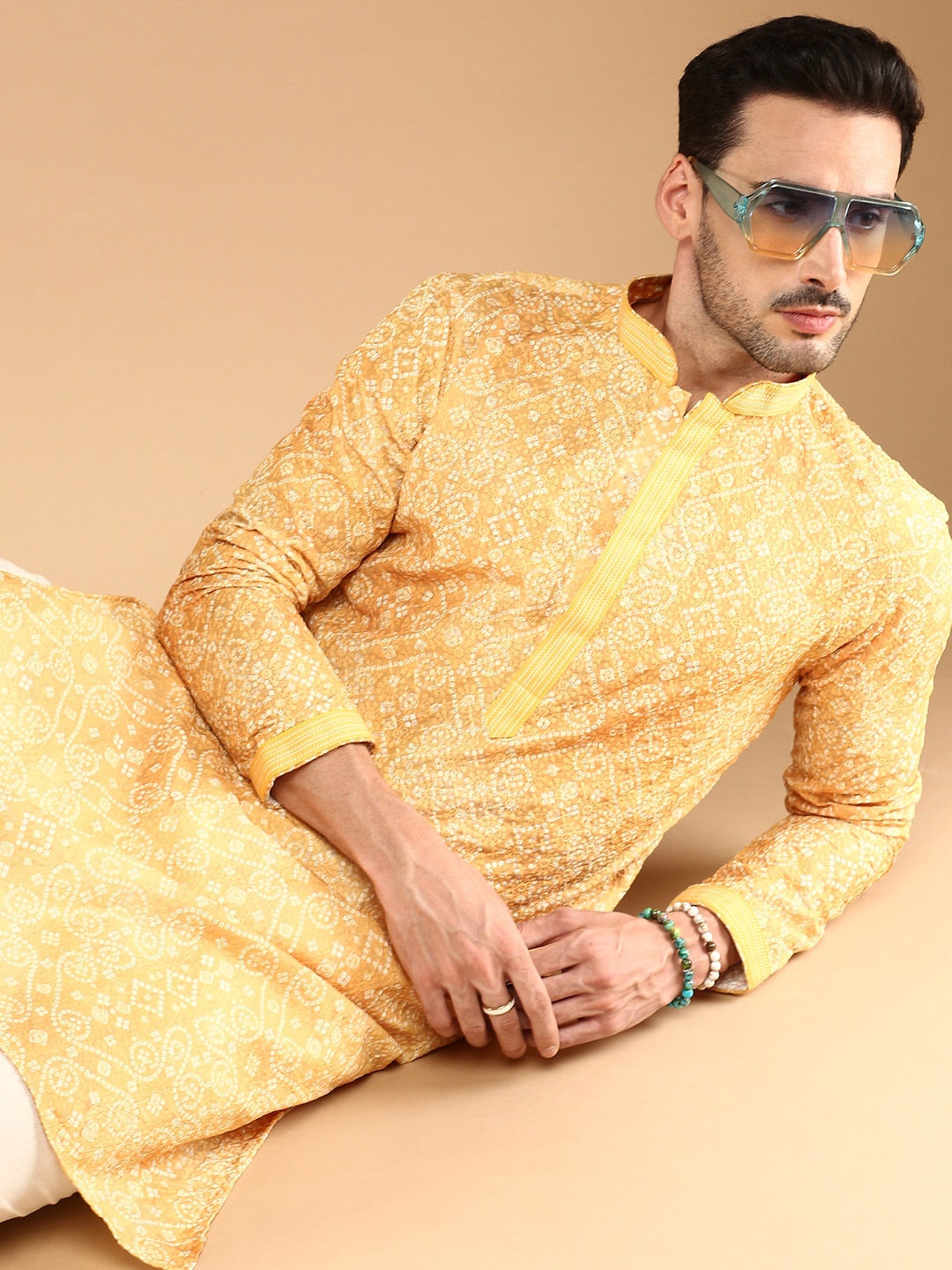 

Sangria Bandhani Printed Chikankari Pure Cotton Staright Kurta, Yellow