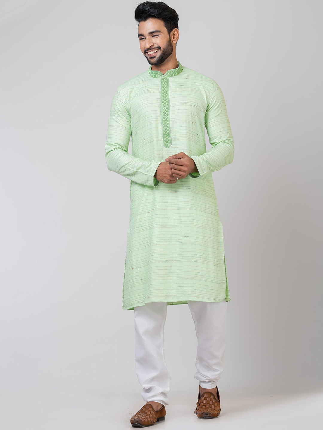 

HU - Handcrafted Uniquely Mandarin Collar Regular Straight Kurta with Churidar, Green