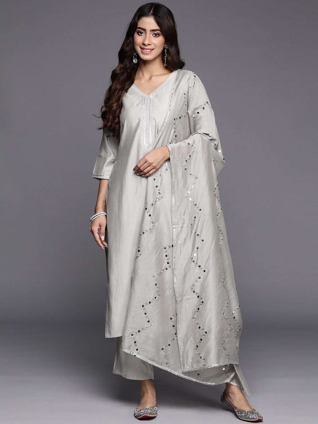 

Libas Women Floral Yoke Design Regular Sequinned Kurta with Trousers Dupatta, Grey