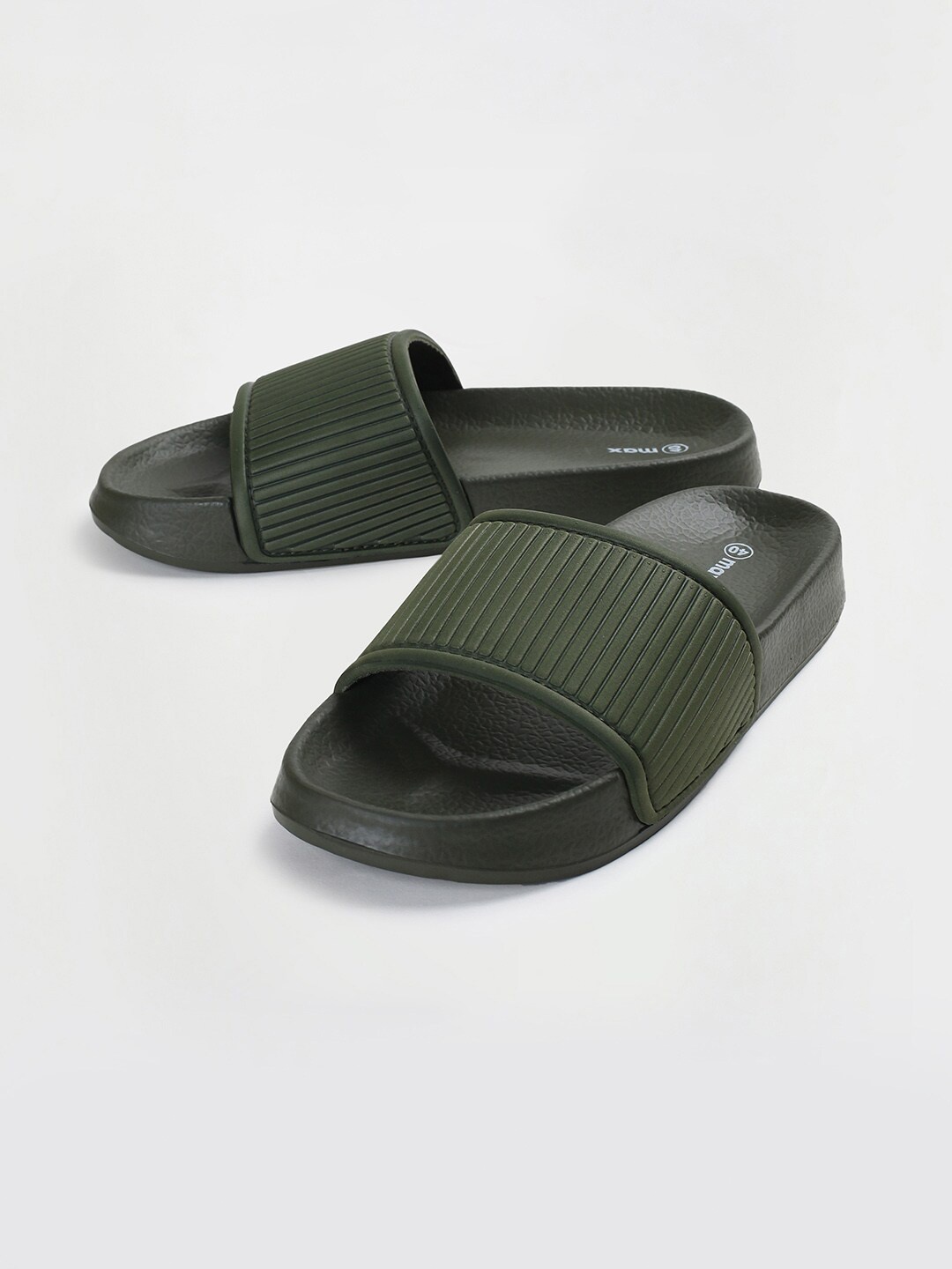 

max Men Self Design Sliders, Olive